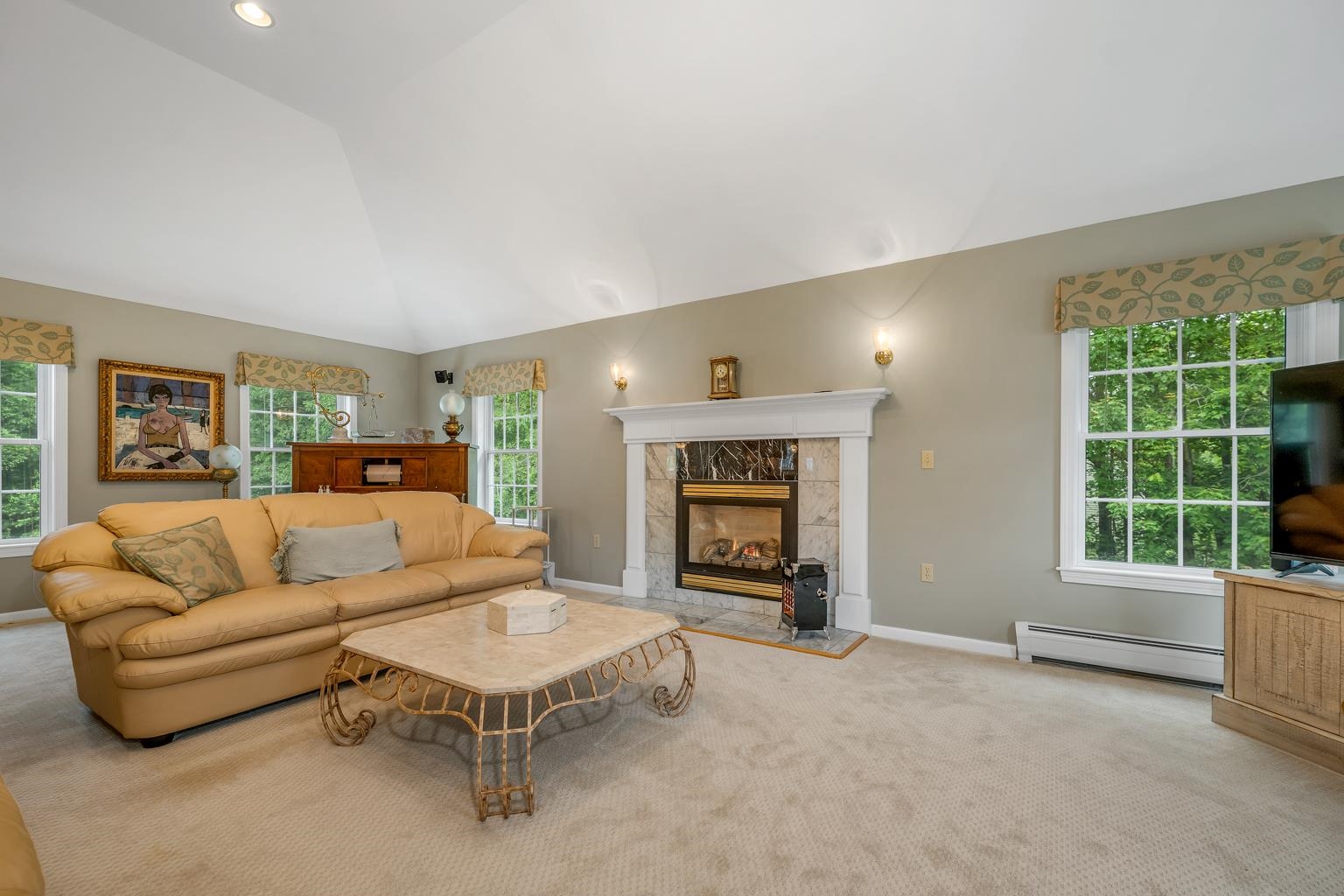 Gilford, New Hampshire, 03249, United States, 4 Bedrooms Bedrooms, ,4 BathroomsBathrooms,Residential,For Sale,1857235