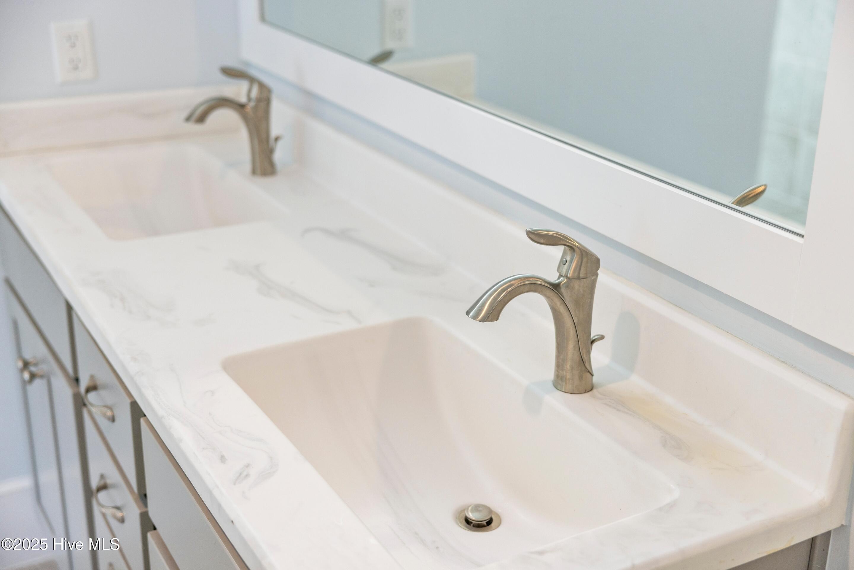 Leland, North Carolina, 28451, United States, 3 Bedrooms Bedrooms, ,3 BathroomsBathrooms,Residential,For Sale,1948682