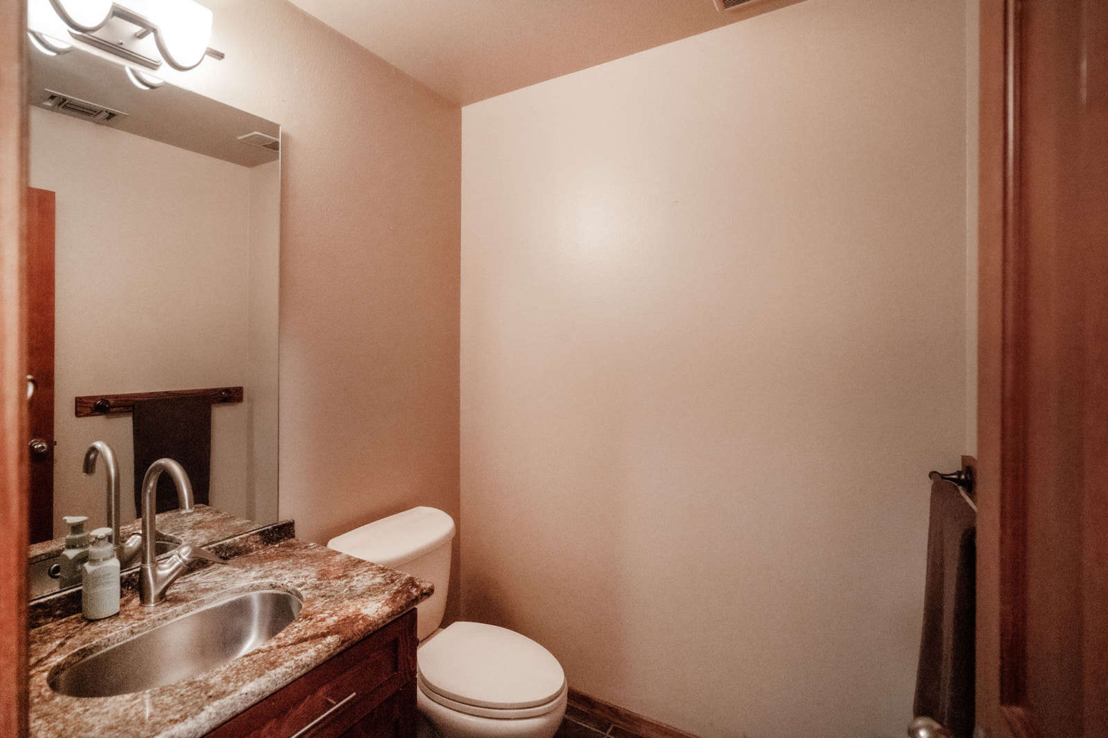 Hemet, California, 92544, United States, 6 Bedrooms Bedrooms, ,6 BathroomsBathrooms,Residential,For Sale,1849818
