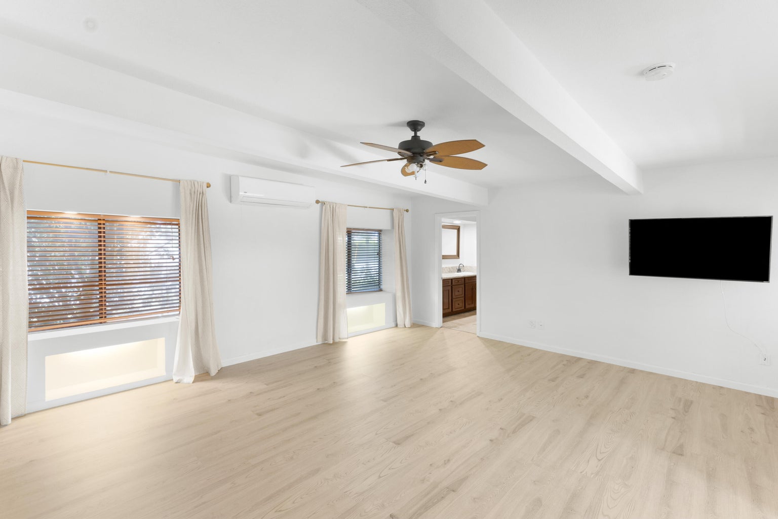 Bermuda Dunes, California, 92203, United States, 5 Bedrooms Bedrooms, ,3 BathroomsBathrooms,Residential,For Sale,1976988