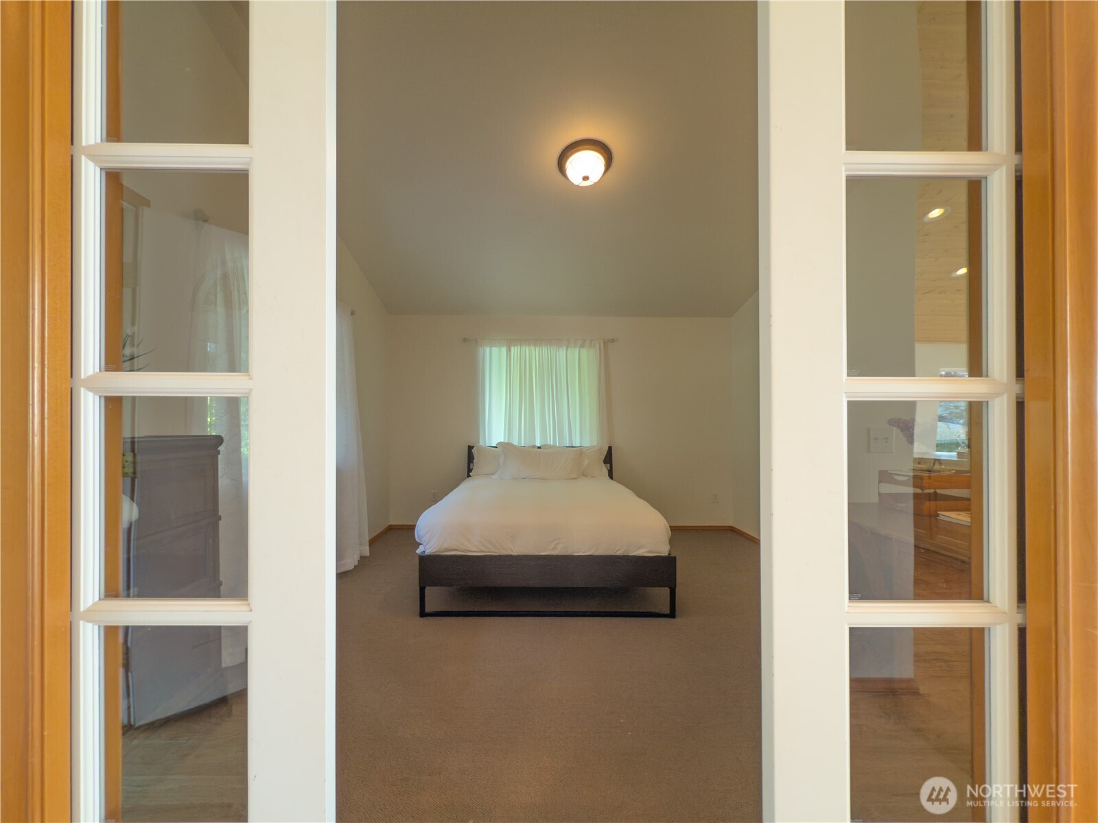 Hat Island, Washington, 98206, United States, 2 Bedrooms Bedrooms, ,2 BathroomsBathrooms,Residential,For Sale,1975923