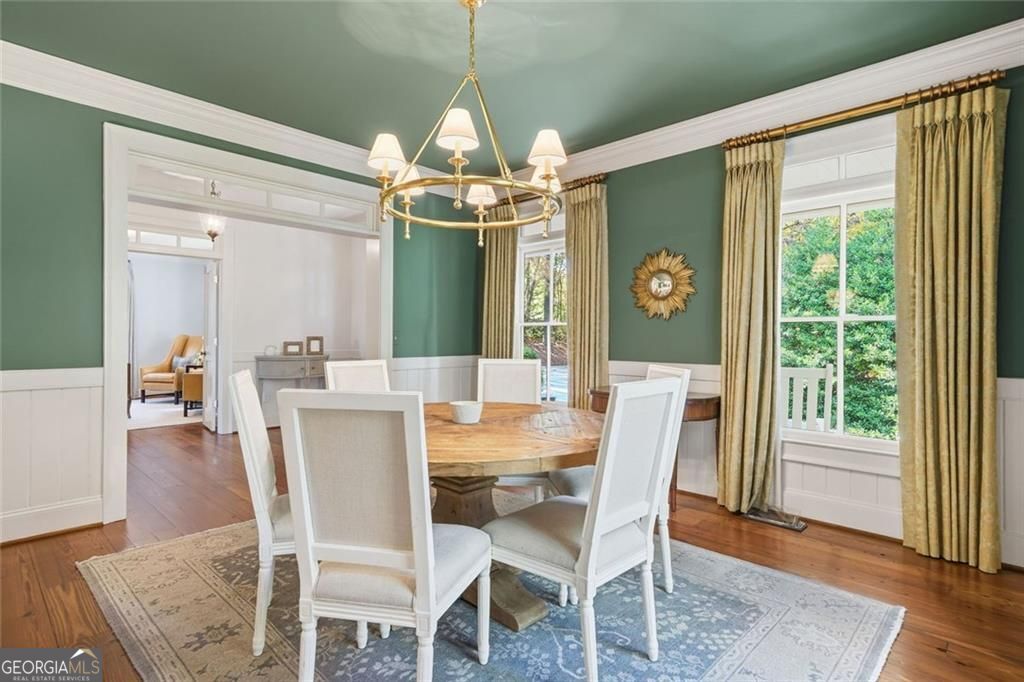 Kennesaw, Georgia, 30152, United States, 5 Bedrooms Bedrooms, ,3 BathroomsBathrooms,Residential,For Sale,1988783