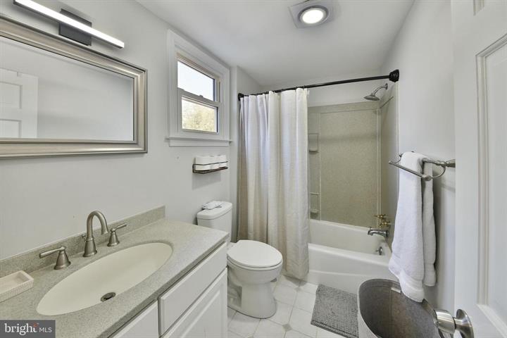 Cinnaminson, New Jersey, 08077, United States, 4 Bedrooms Bedrooms, ,4 BathroomsBathrooms,Residential,For Sale,1973865