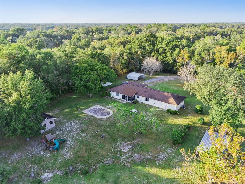 De Leon Springs, Florida, 32130, United States, 4 Bedrooms Bedrooms, ,3 BathroomsBathrooms,Residential,For Sale,1998278