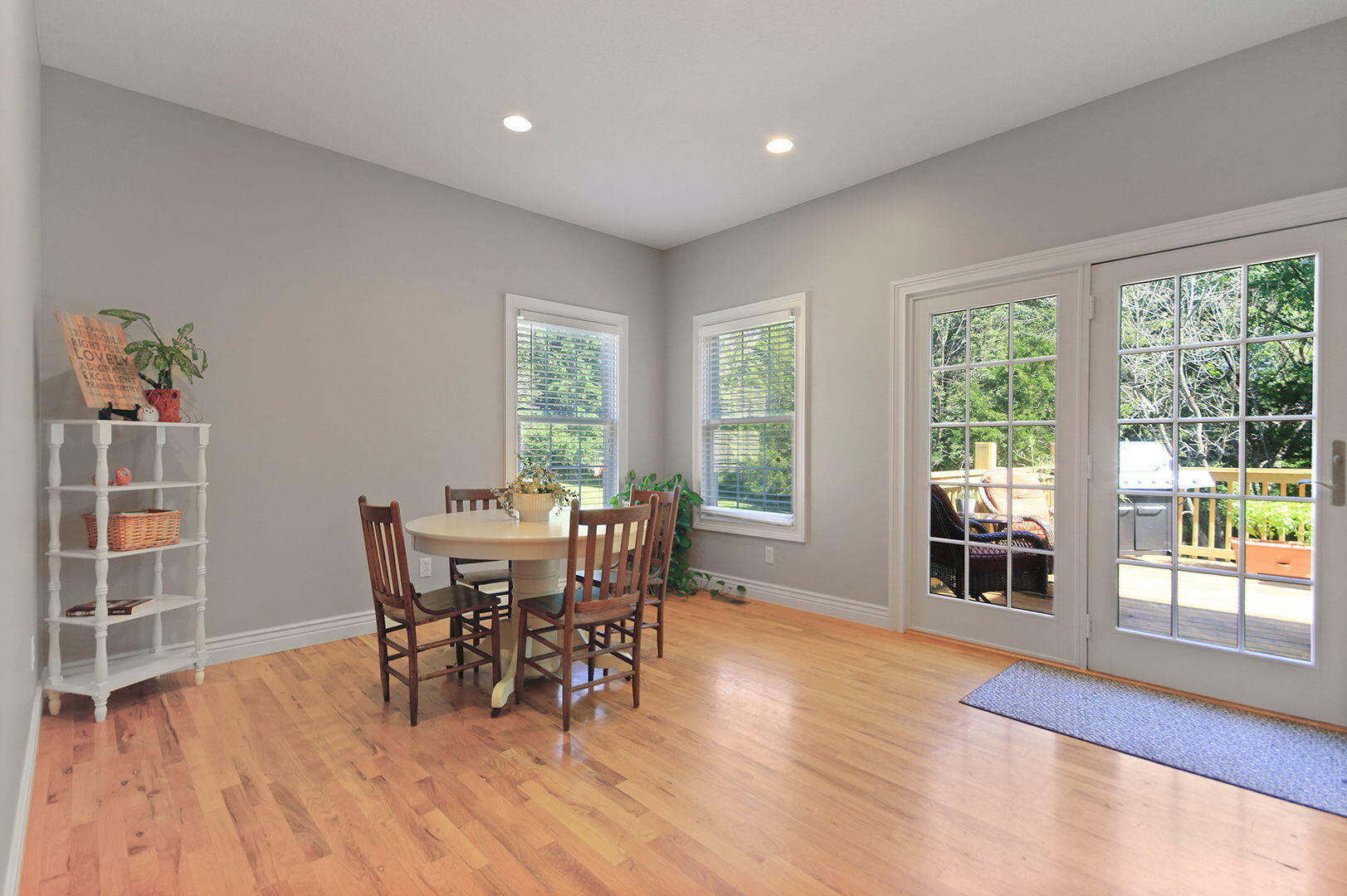 COLUMBIA, Missouri, 65203, United States, 5 Bedrooms Bedrooms, ,4 BathroomsBathrooms,Residential,For Sale,1983136