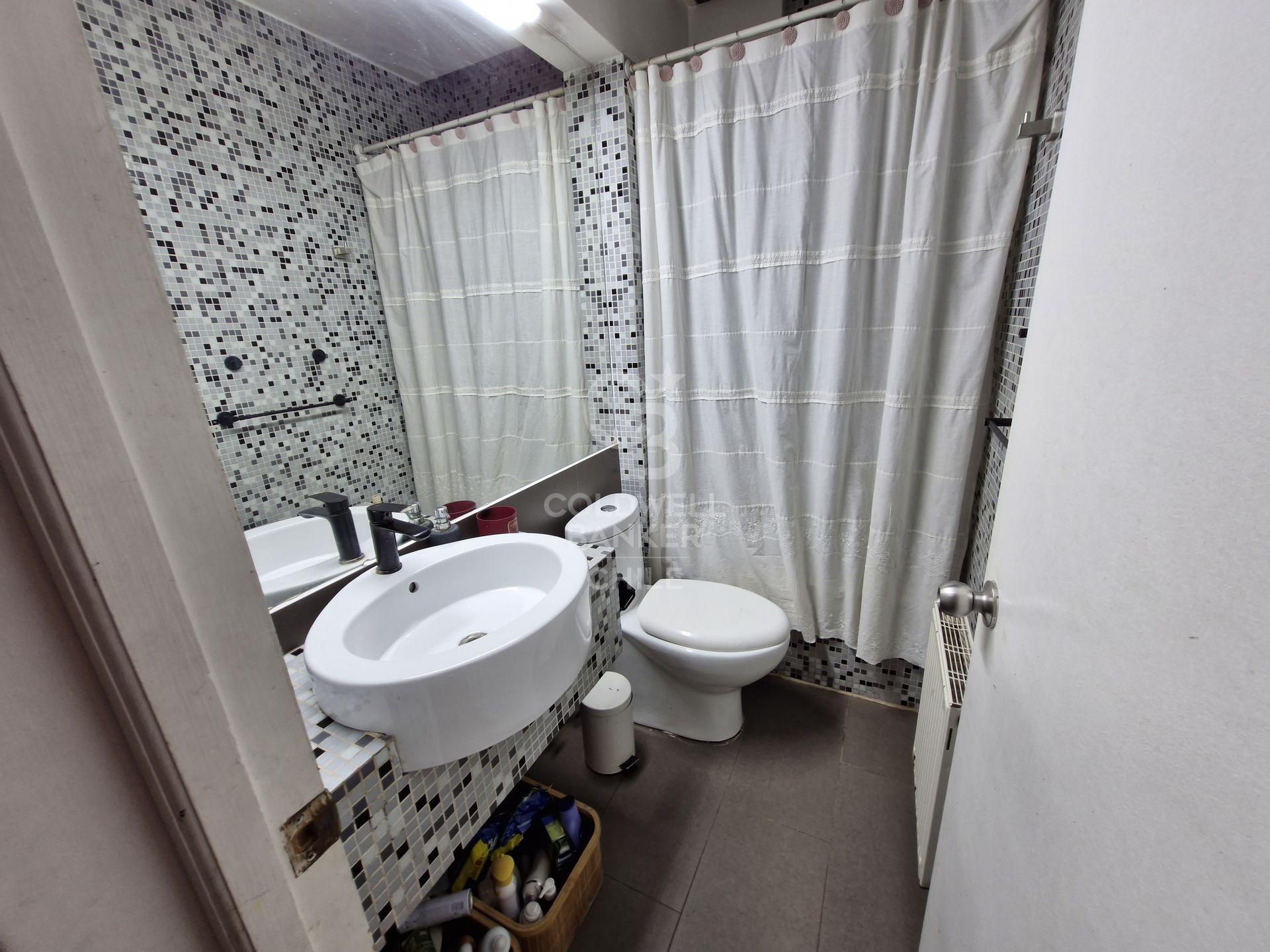 Providencia, Chile, 4 Bedrooms Bedrooms, ,3 BathroomsBathrooms,Residential,For Sale,1895539
