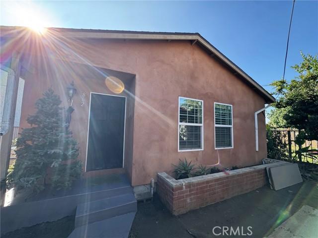 Los Angeles, California, 90044, United States, ,Residential,For Sale,2005968