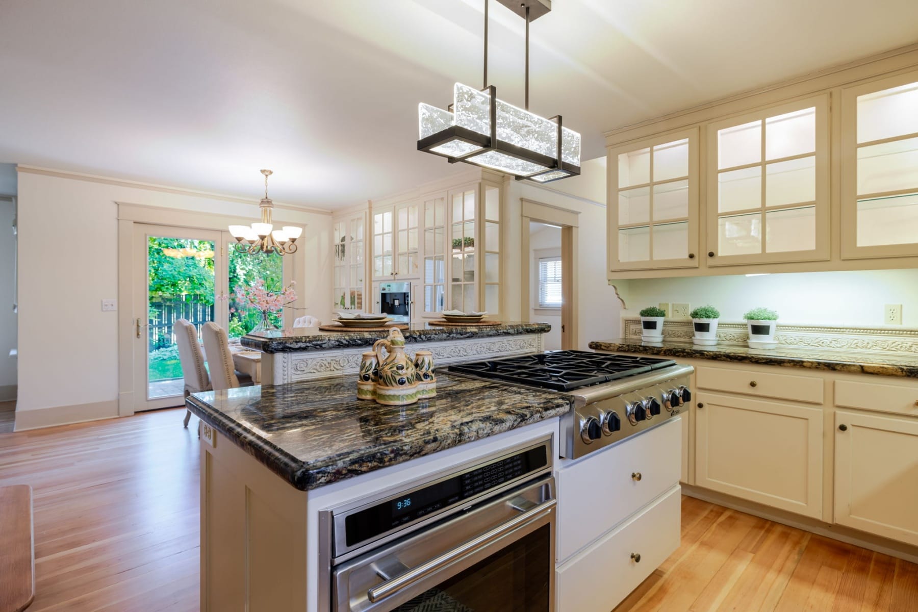  305 NW Columbia Street Bend, OR 97703 - 物件實景