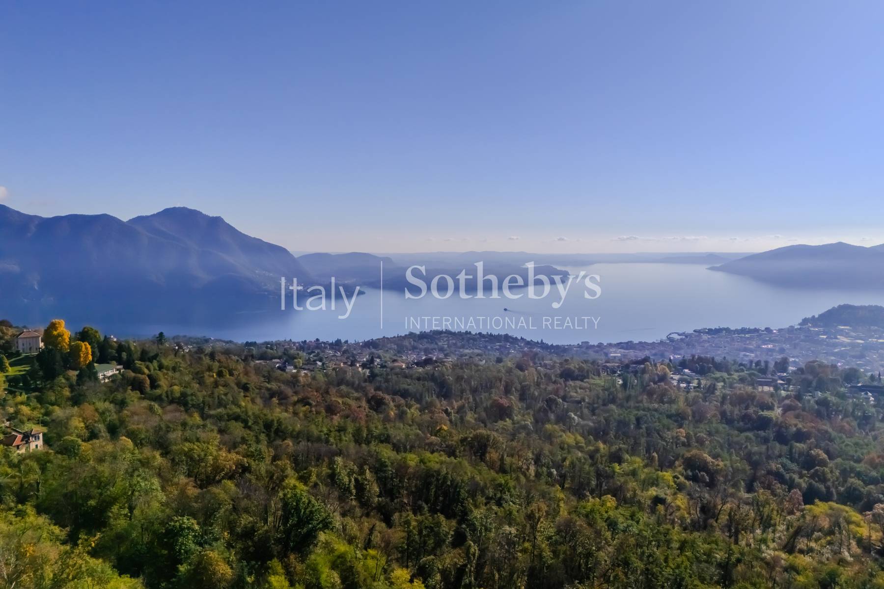  Exclusive modern villa with panoramic lake views and spa - 物件實景