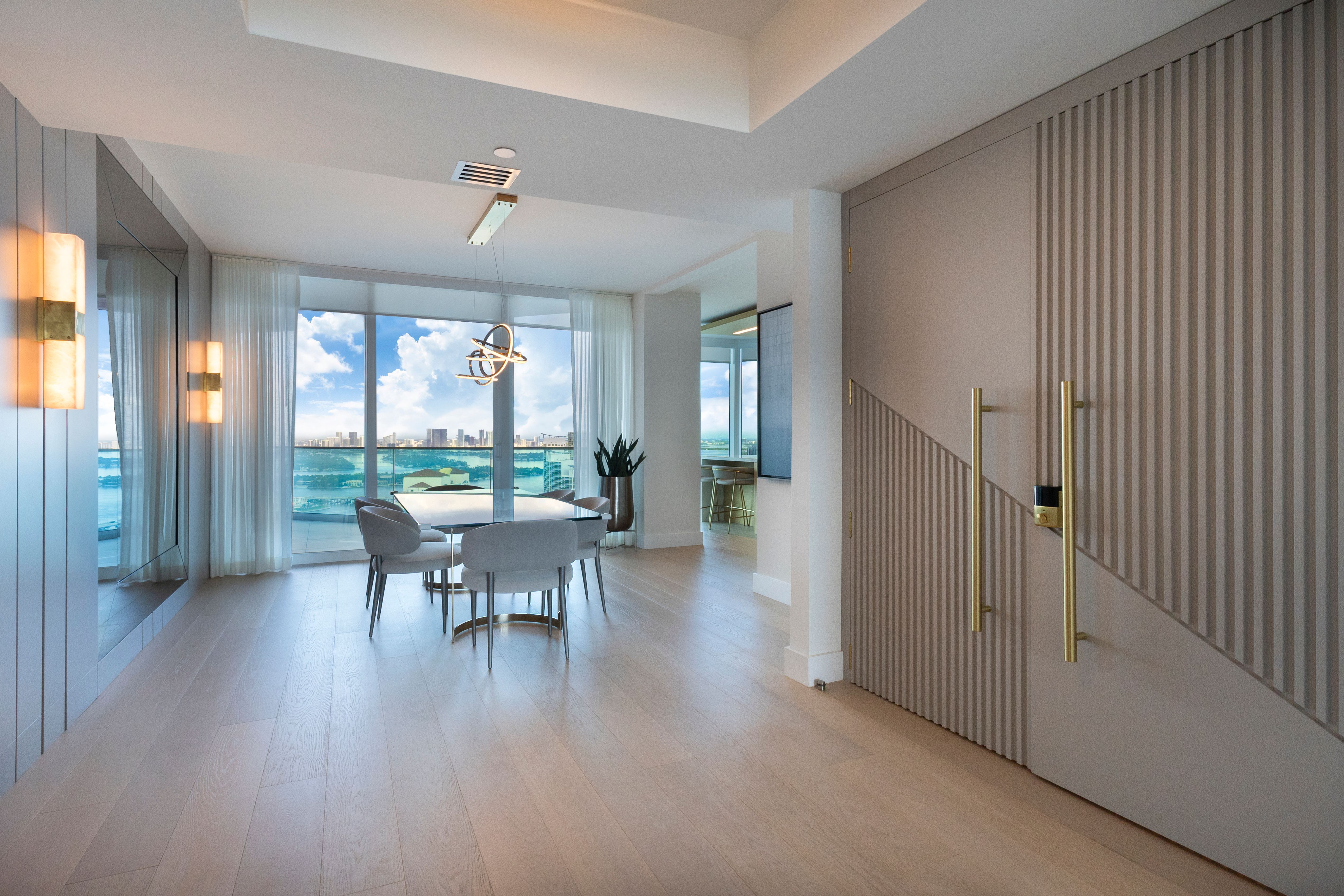  300 S Pointe Dr, Miami Beach, FL, 33139 - 物件實景