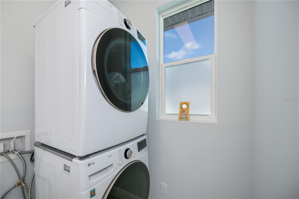 Venice, Florida, 34285, United States, 3 Bedrooms Bedrooms, ,2 BathroomsBathrooms,Residential,For Sale,1934164