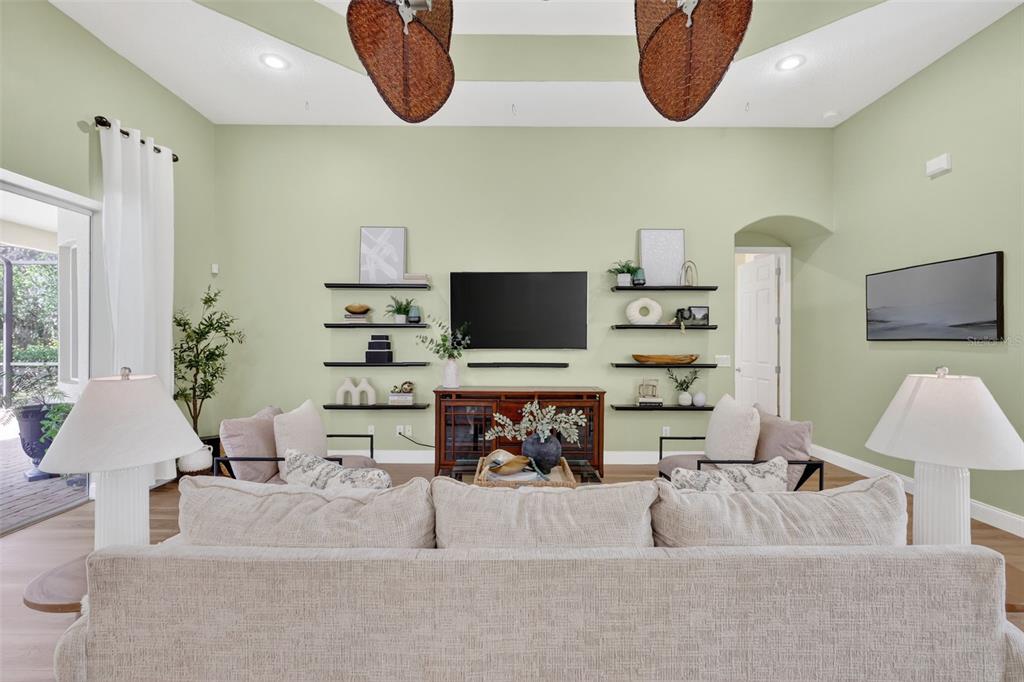 Bradenton, Florida, 34212, United States, 4 Bedrooms Bedrooms, ,3 BathroomsBathrooms,Residential,For Sale,1991075