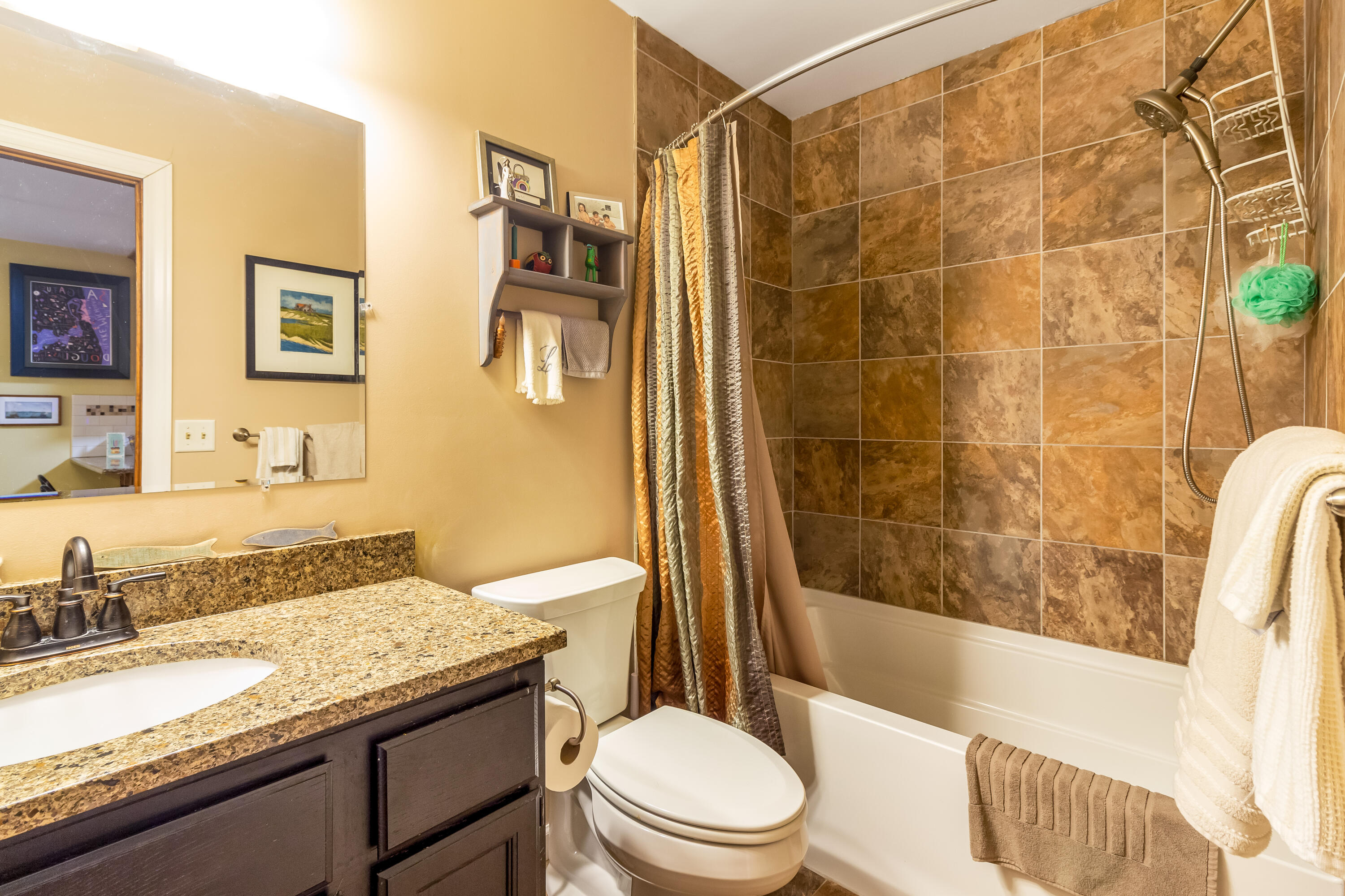 Fennville, Michigan, 49408, United States, 3 Bedrooms Bedrooms, ,3 BathroomsBathrooms,Residential,For Sale,1974475