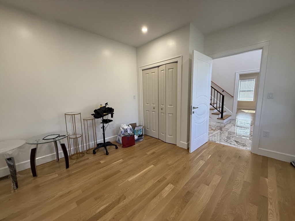 Norwood, Massachusetts, 02062, United States, 4 Bedrooms Bedrooms, ,3 BathroomsBathrooms,Residential,For Sale,1941019