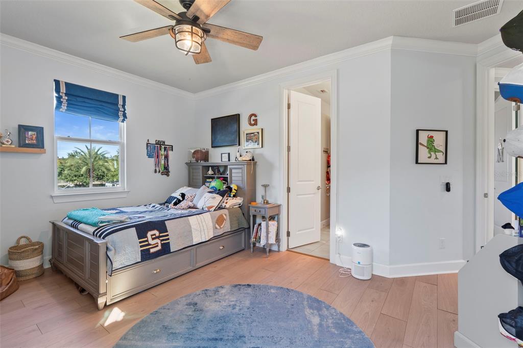 Lake Mary, Florida, 32746, United States, 4 Bedrooms Bedrooms, ,5 BathroomsBathrooms,Residential,For Sale,1998776