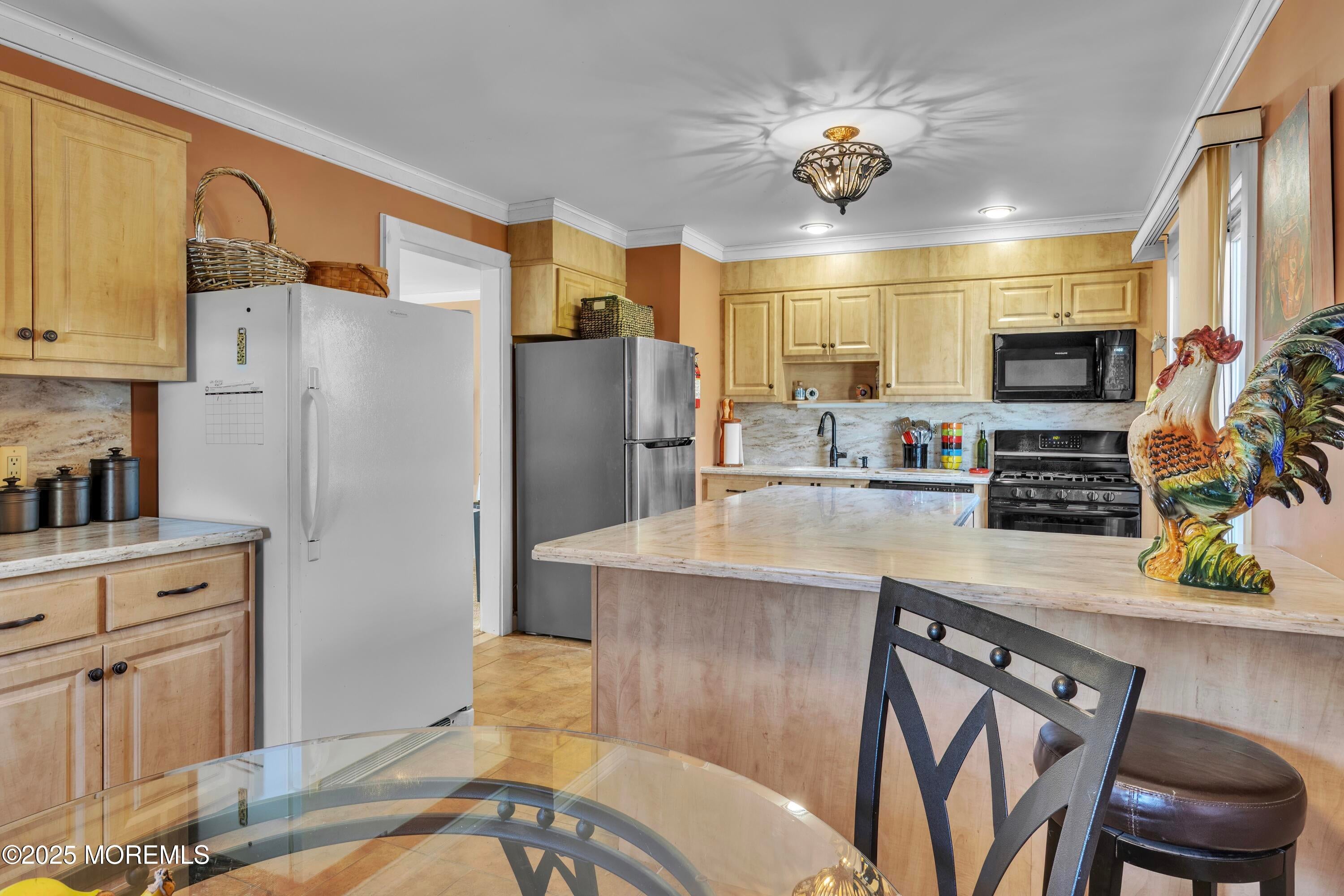 Brick, New Jersey, 08724, United States, 4 Bedrooms Bedrooms, ,2 BathroomsBathrooms,Residential,For Sale,2005983