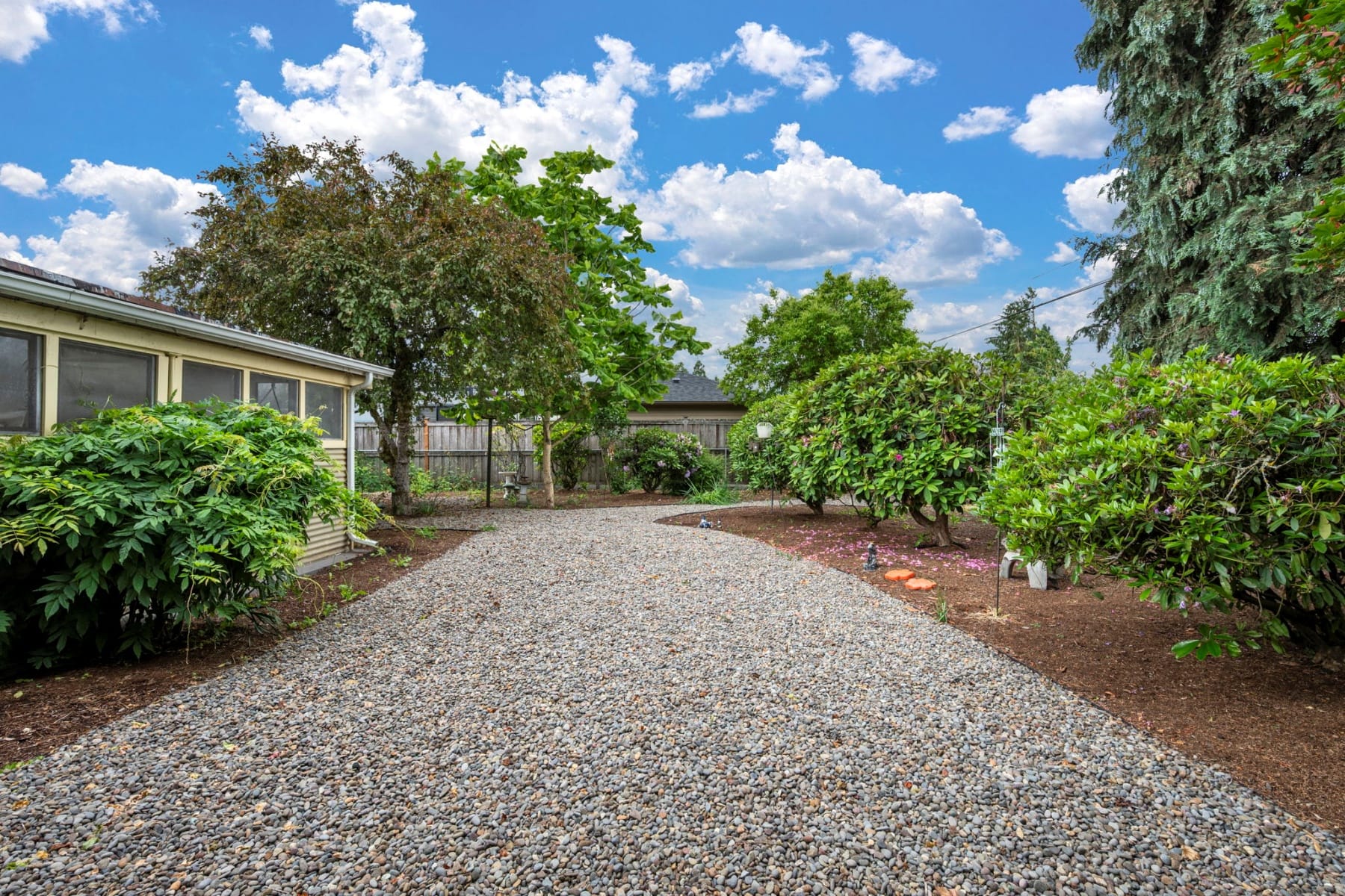  2936 Game Farm RD Springfield, OR 97477 - 物件實景