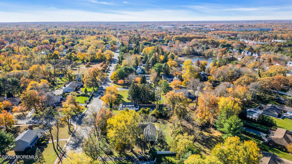 Tinton Falls, New Jersey, 07712, United States, 3 Bedrooms Bedrooms, ,2 BathroomsBathrooms,Residential,For Sale,1987767