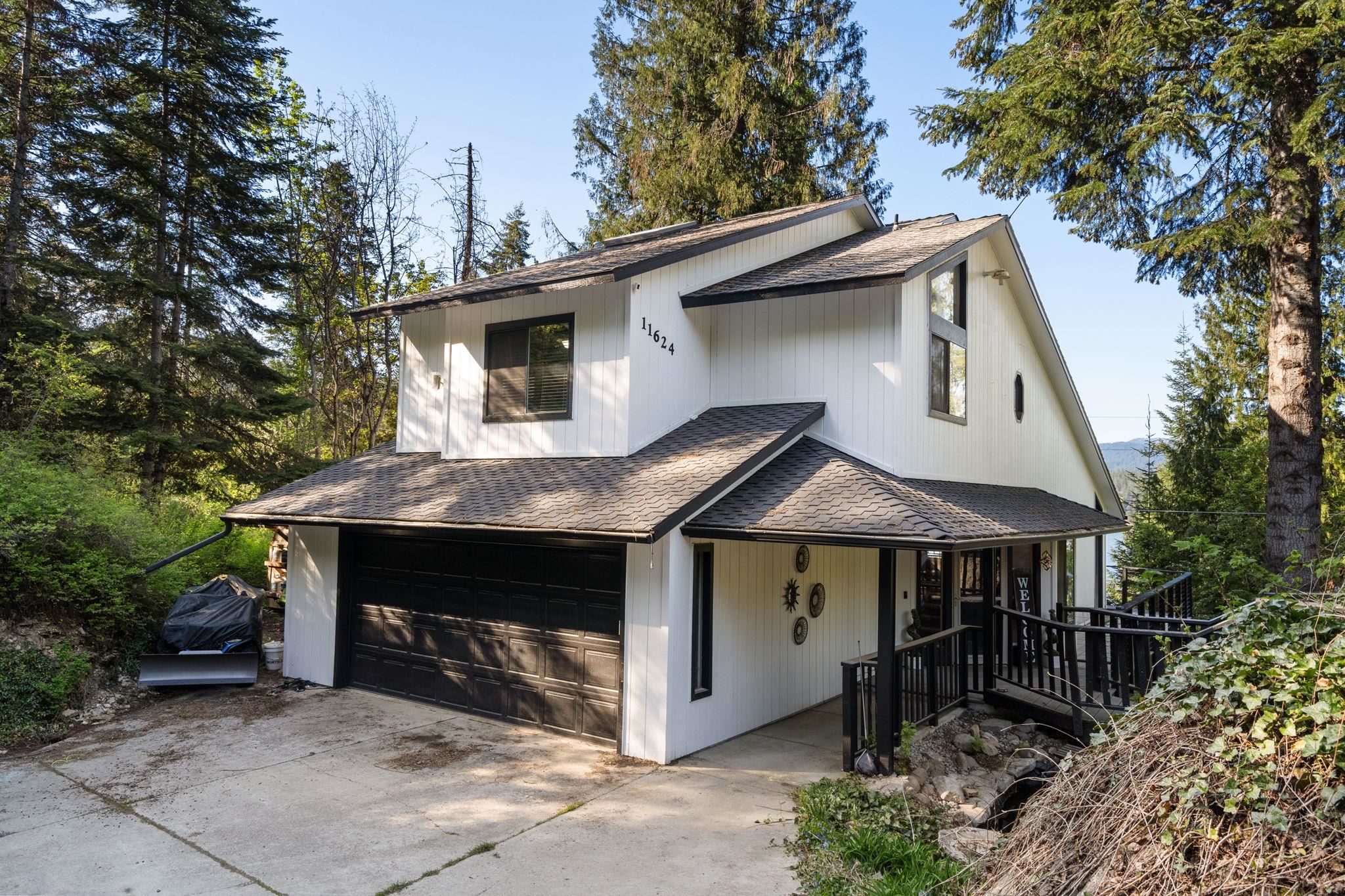 Newman Lake, Washington, 99025, United States, 4 Bedrooms Bedrooms, ,3 BathroomsBathrooms,Residential,For Sale,1802678
