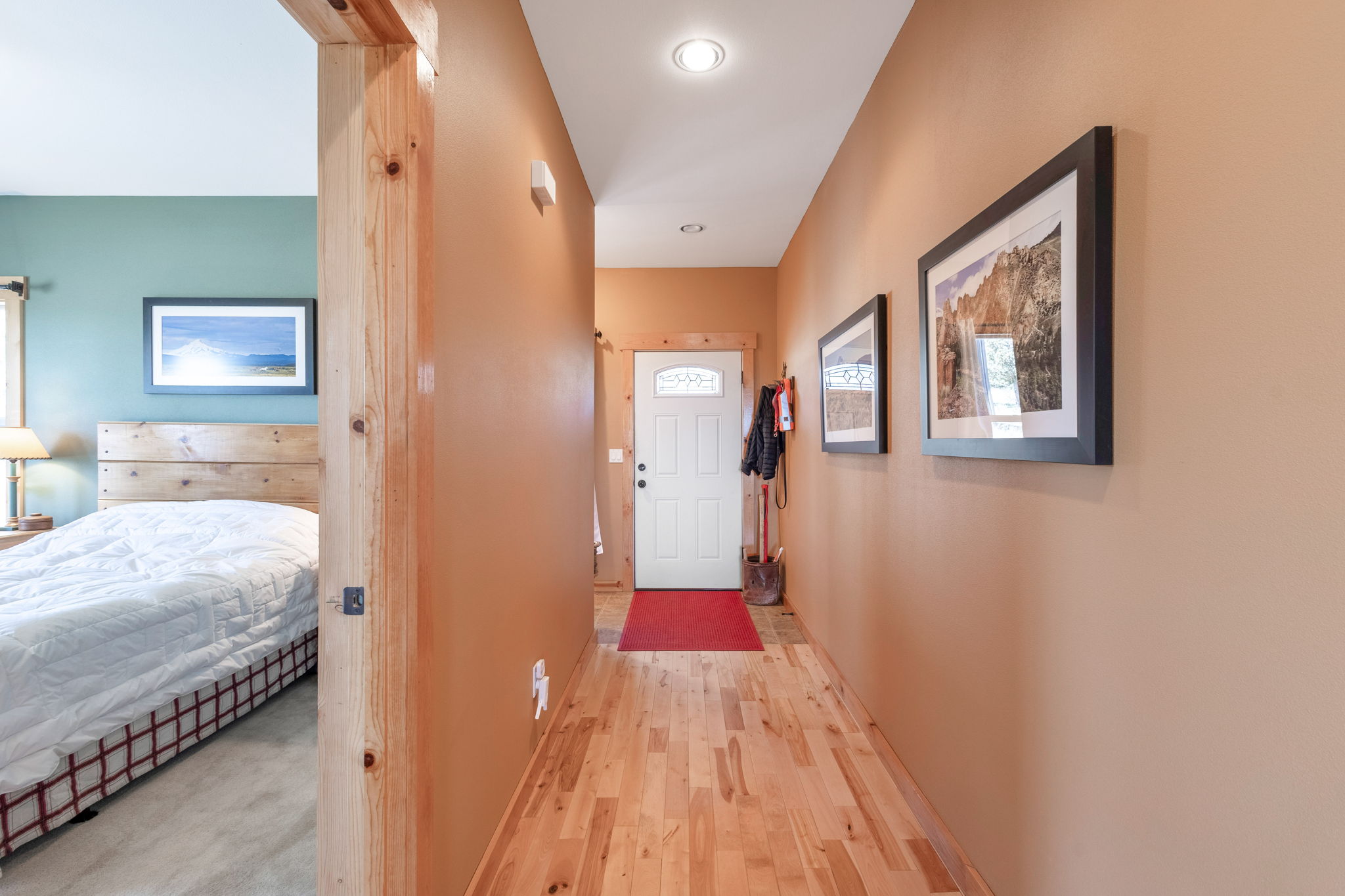 Prineville, Oregon, 97754, United States, 3 Bedrooms Bedrooms, ,3 BathroomsBathrooms,Residential,For Sale,1787892