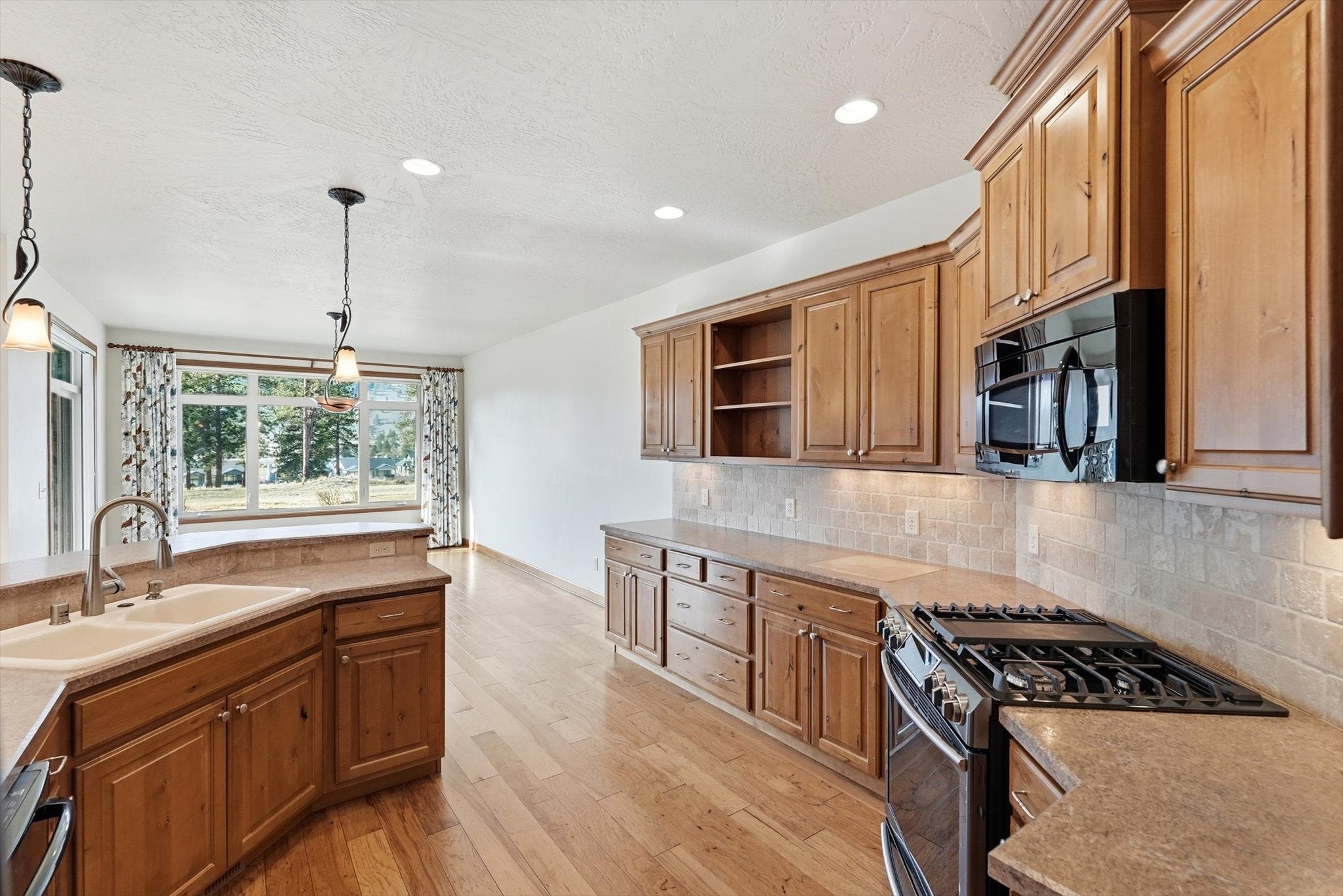 Missoula, Montana, 59802, United States, 3 Bedrooms Bedrooms, ,Residential,For Sale,2016532