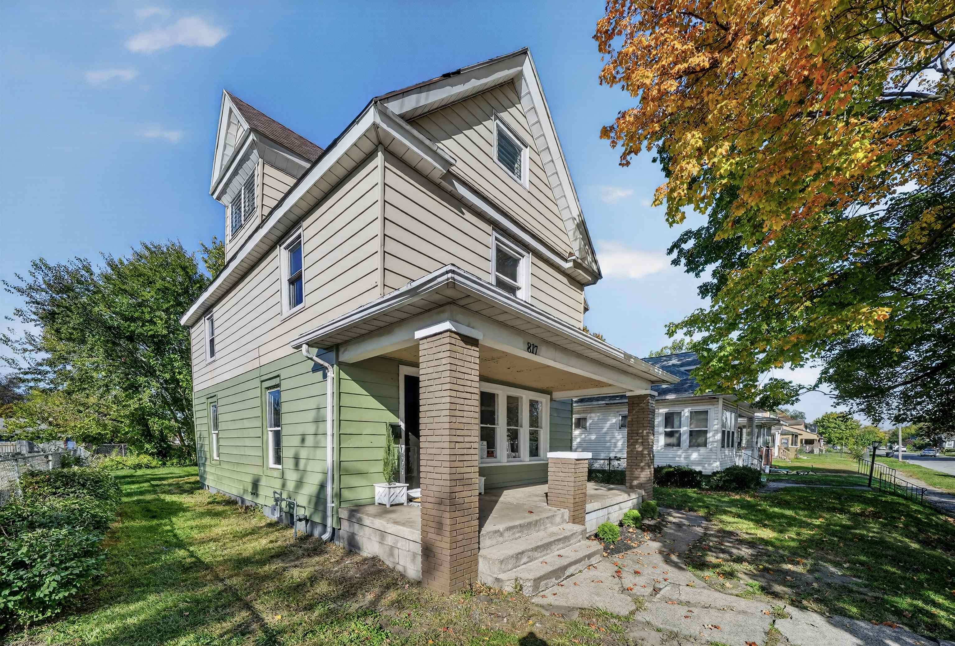 Adams St, South Bend, IN 46628