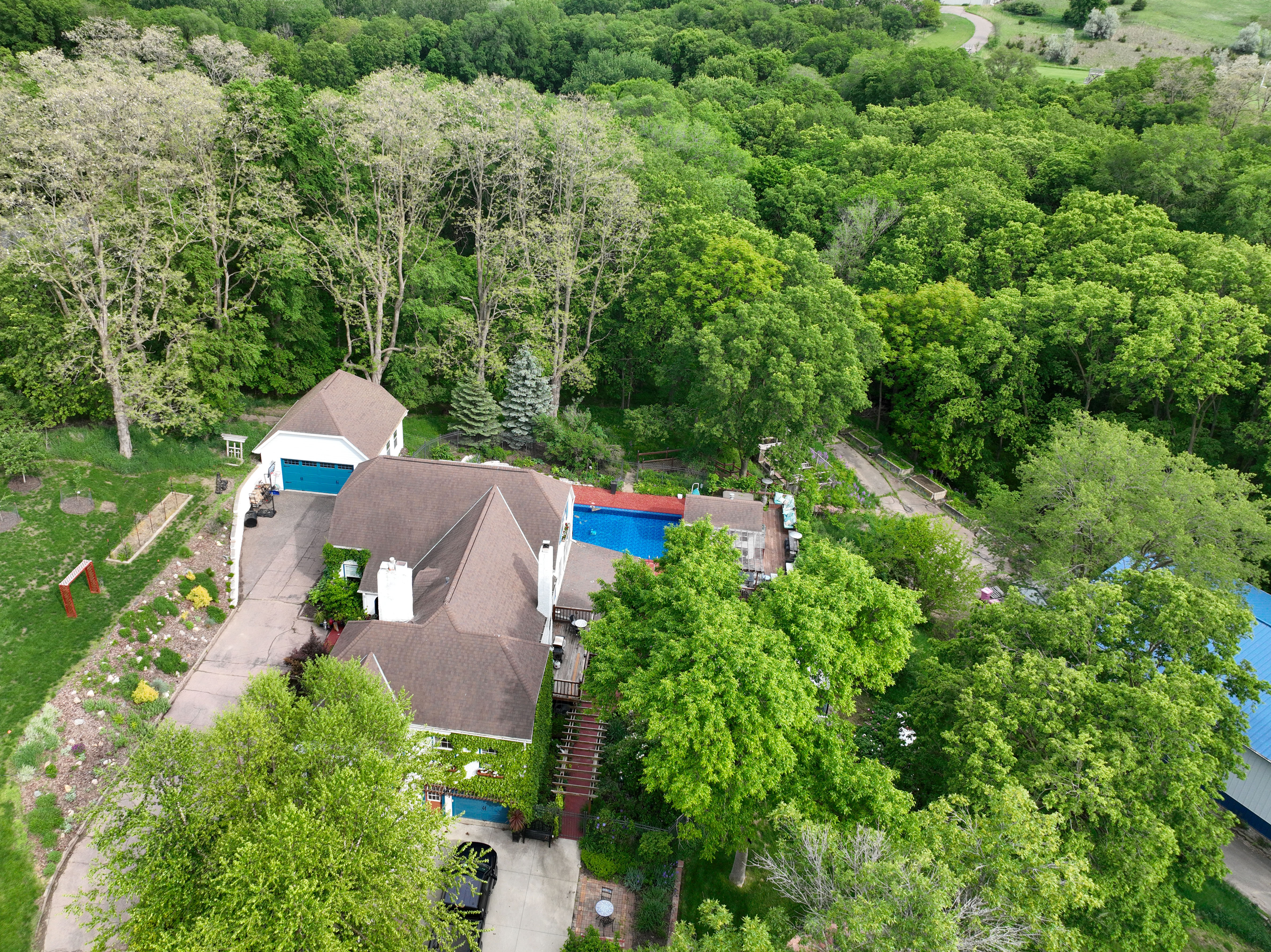 Sioux City, Iowa, 51103, United States, 5 Bedrooms Bedrooms, ,3 BathroomsBathrooms,Residential,For Sale,1824079