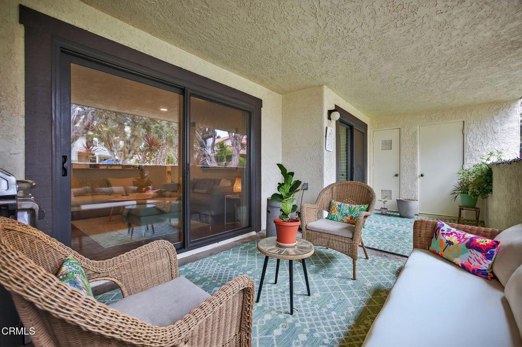 Oxnard, California, 93035, United States, 2 Bedrooms Bedrooms, ,2 BathroomsBathrooms,Residential,For Sale,1926318