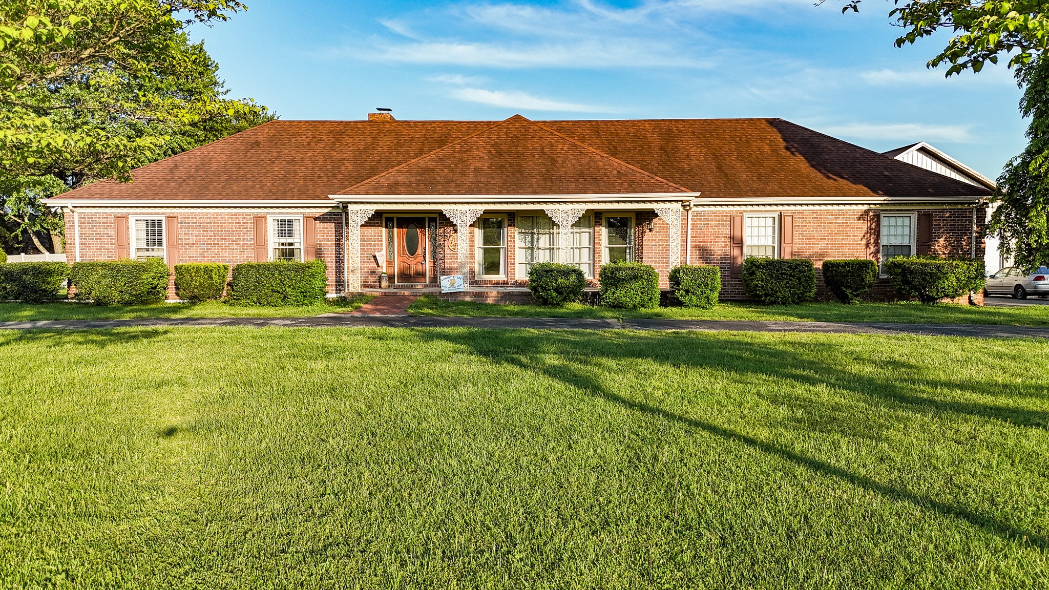 Tullahoma, Tennessee, 37388, United States, 3 Bedrooms Bedrooms, ,4 BathroomsBathrooms,Residential,For Sale,1794204
