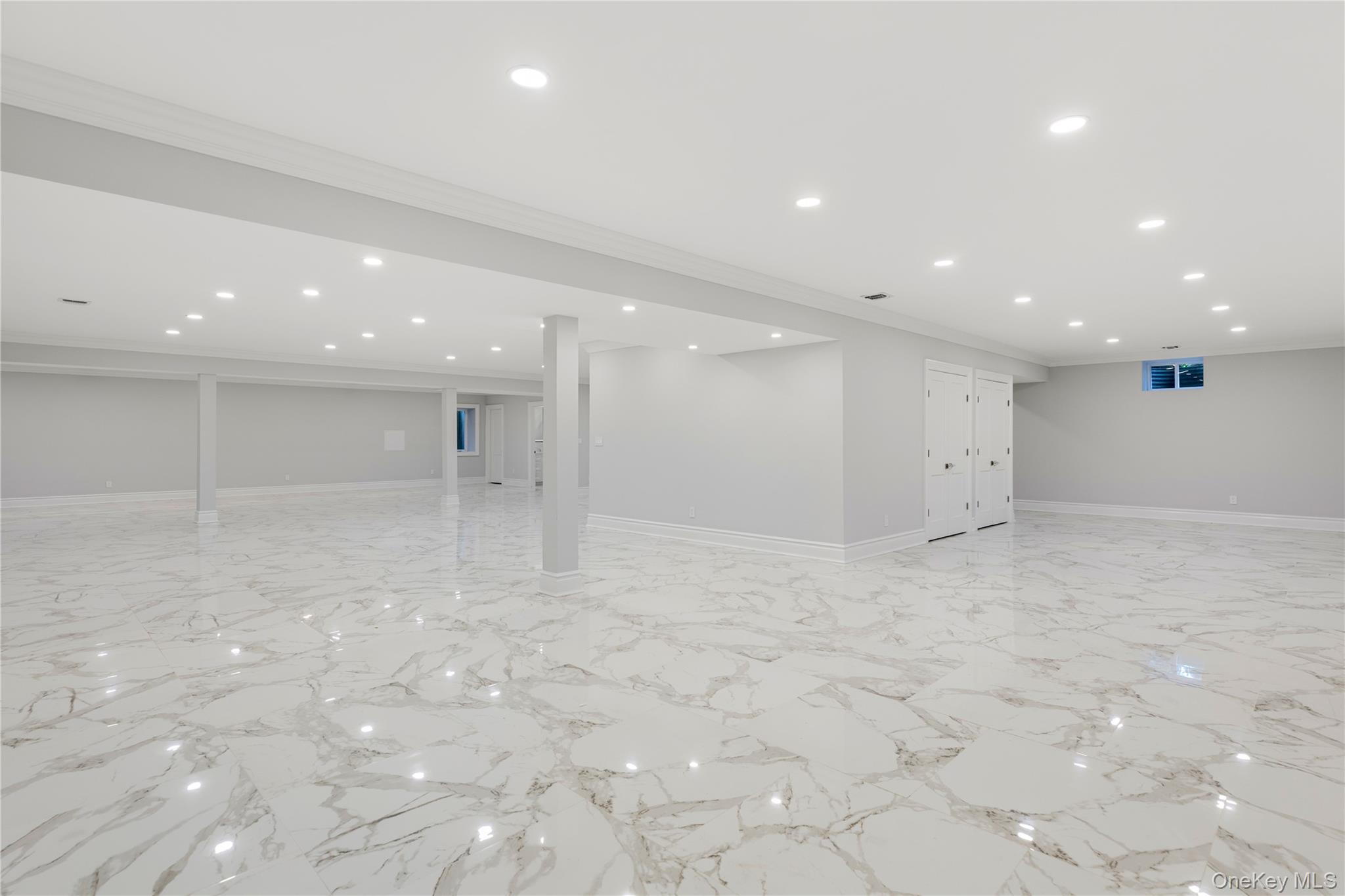  541 Split Rock Road, Syosset, NY, 11791 - 物件實景