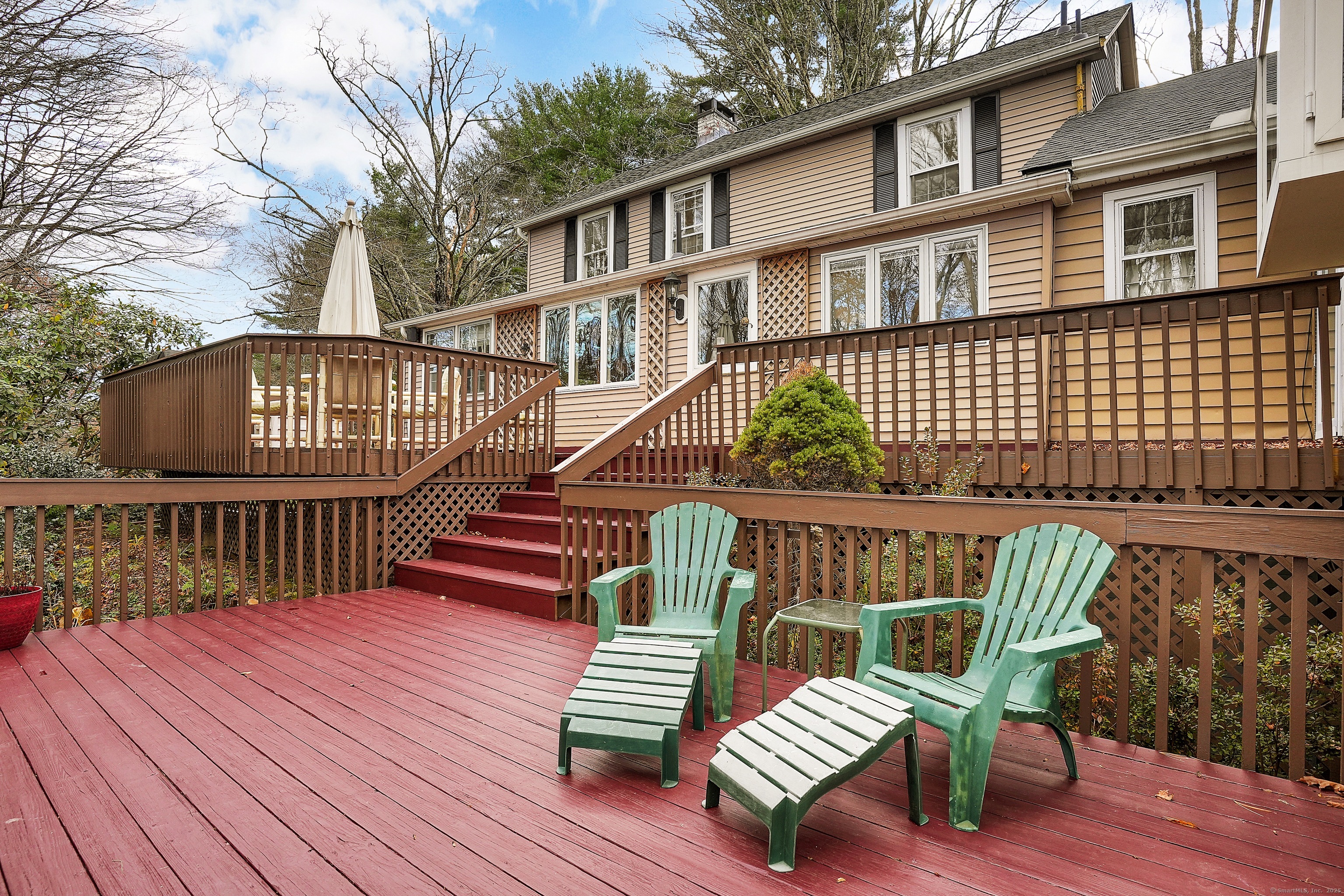 Canton, Connecticut, 06019, United States, 4 Bedrooms Bedrooms, ,3 BathroomsBathrooms,Residential,For Sale,1987943