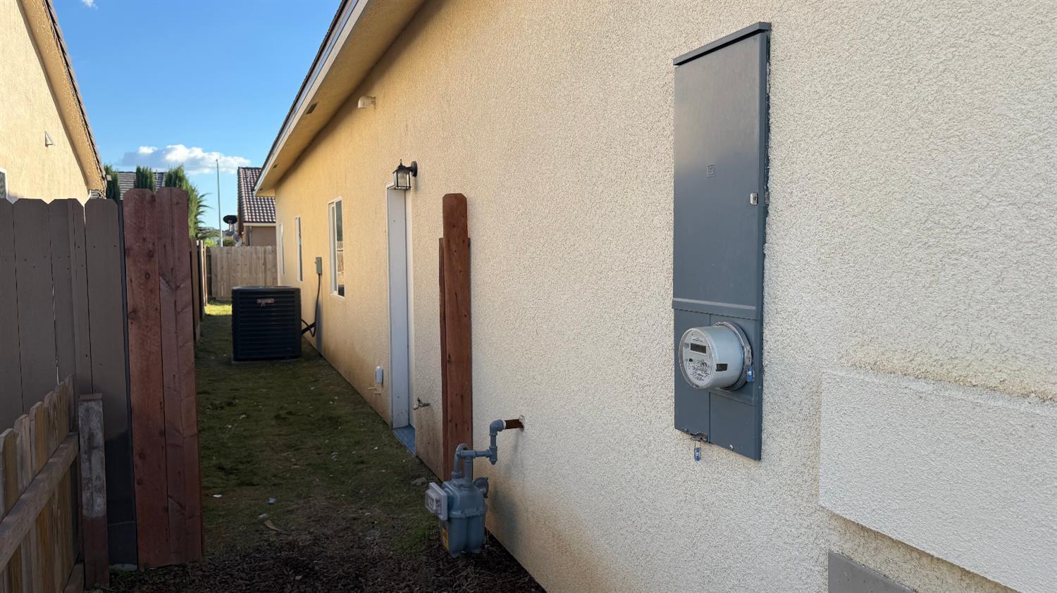 Selma, California, 93662, United States, 4 Bedrooms Bedrooms, ,2 BathroomsBathrooms,Residential,For Sale,1974766