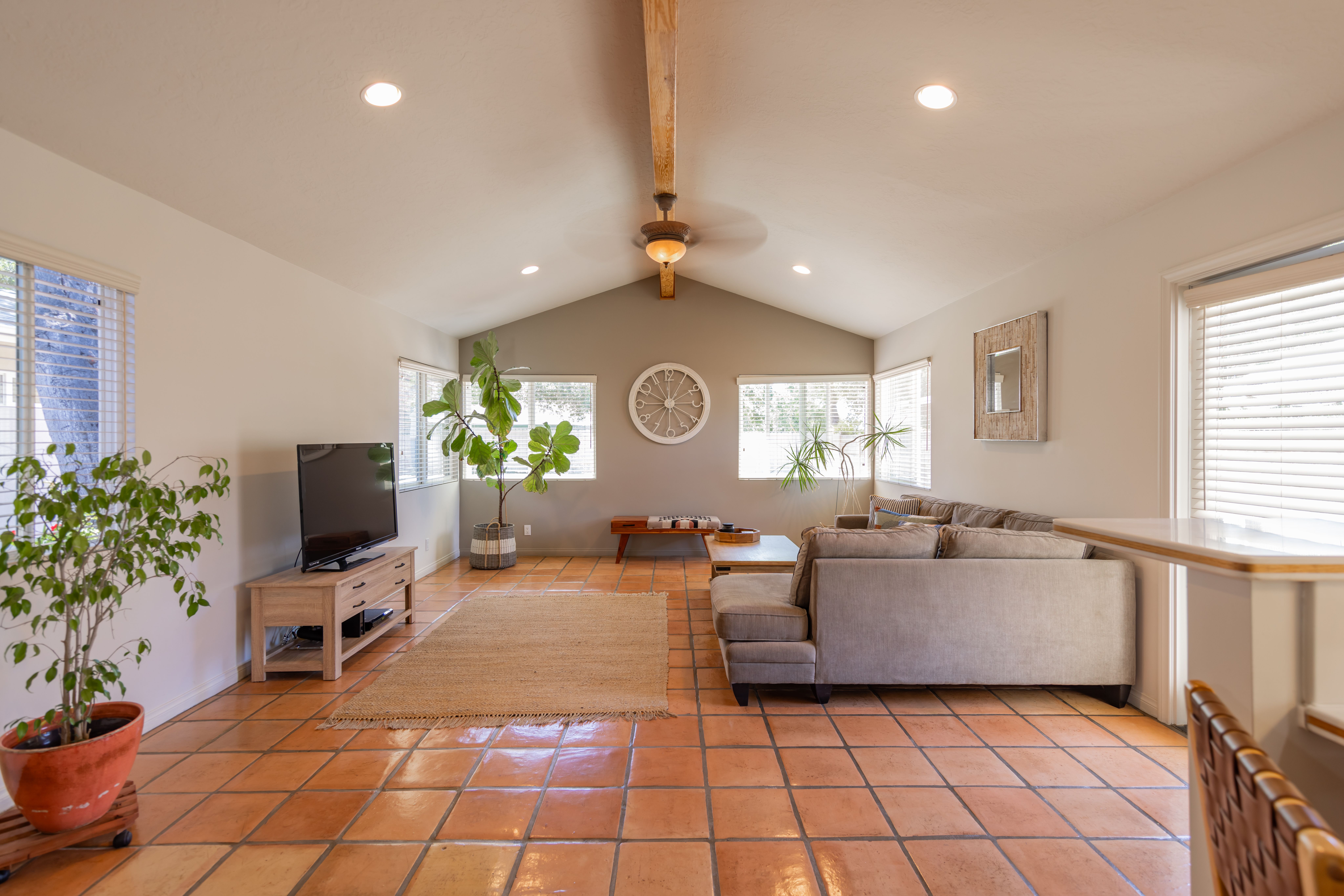  1284 Ferrara Drive, Ojai, CA 93023 - 物件實景