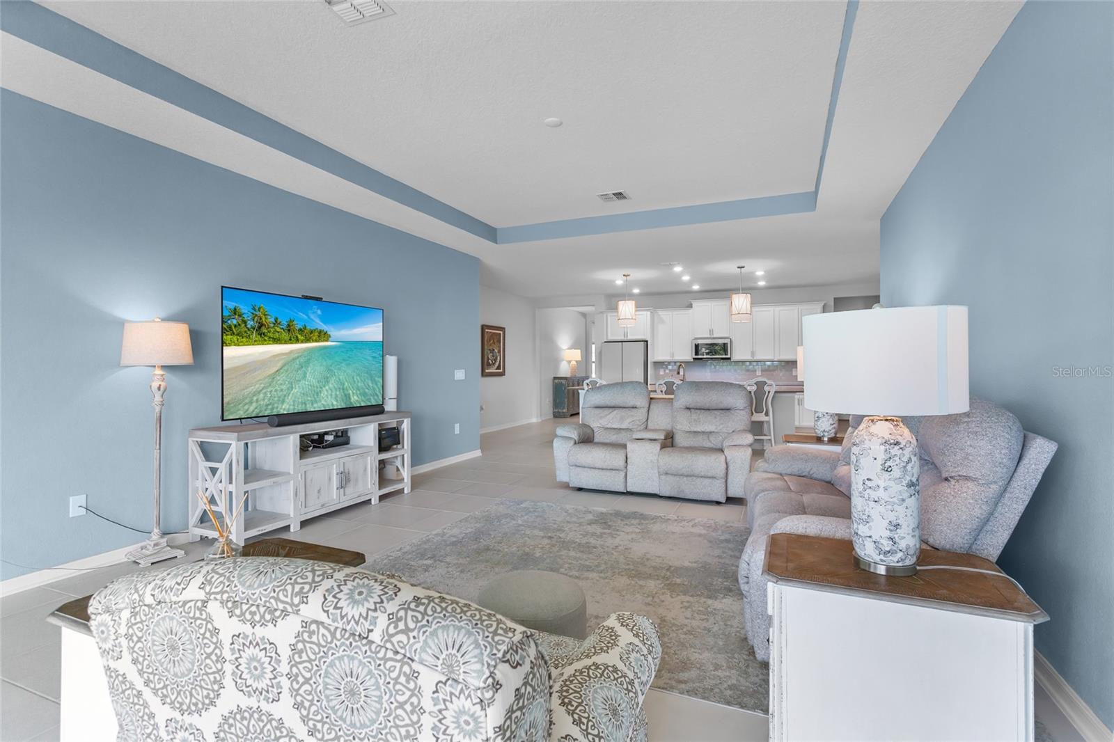 MOUNT DORA, Florida, 32757, United States, 4 Bedrooms Bedrooms, ,4 BathroomsBathrooms,Residential,For Sale,1978918