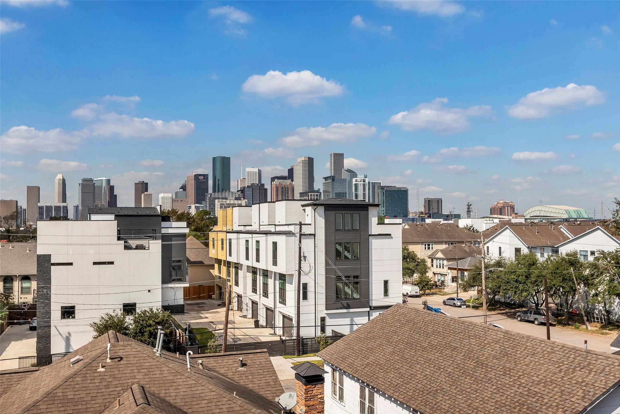 Houston, Texas, 77003, United States, 3 Bedrooms Bedrooms, ,4 BathroomsBathrooms,Residential,For Sale,1896439