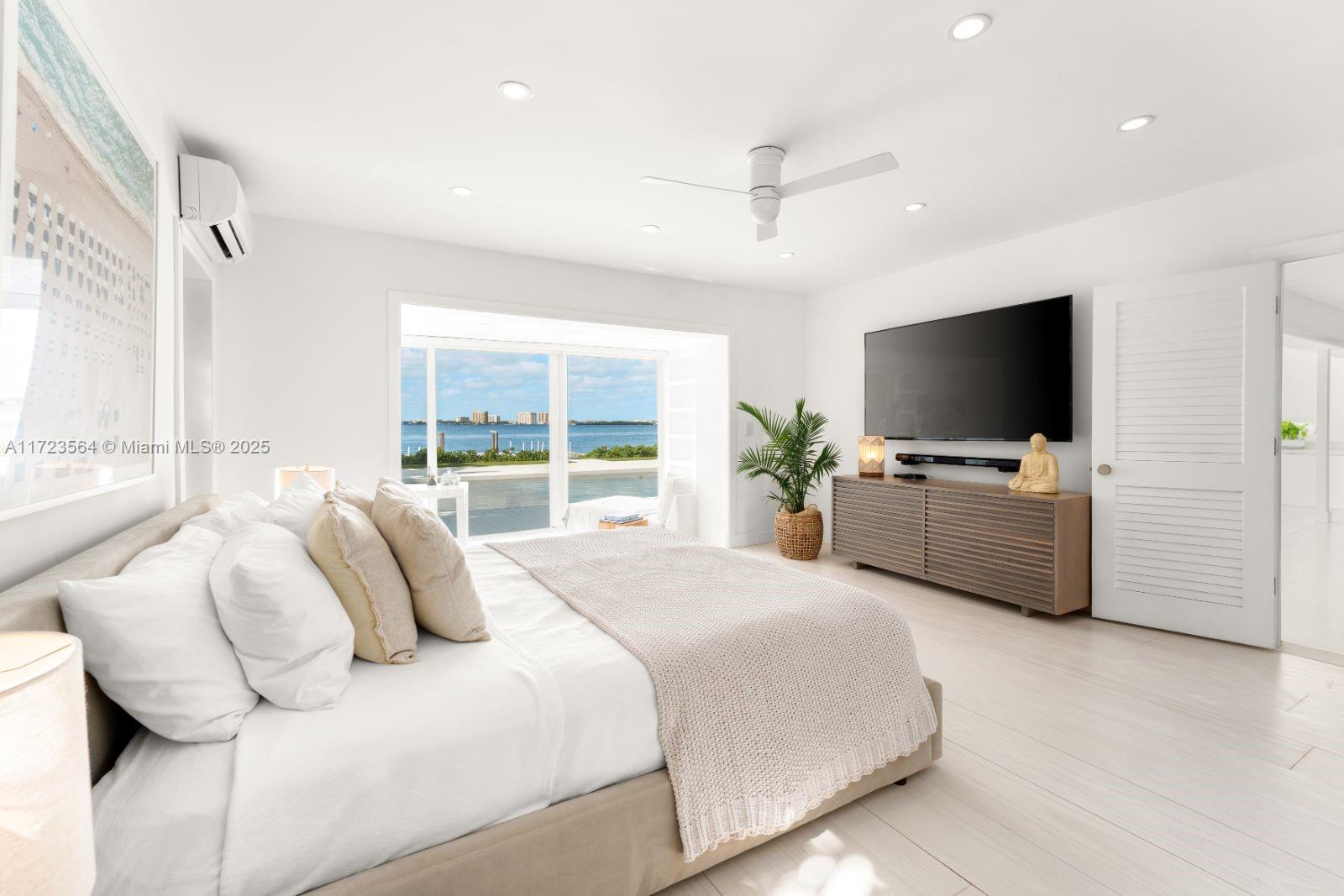 Miami Beach, Florida, 33141, United States, 4 Bedrooms Bedrooms, ,4 BathroomsBathrooms,Residential,For Sale,1688608