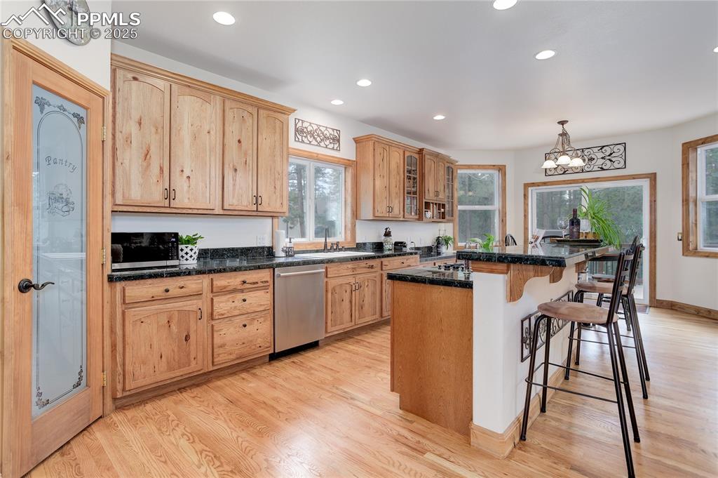 Colorado Springs, Colorado, 80908, United States, 4 Bedrooms Bedrooms, ,4 BathroomsBathrooms,Residential,For Sale,1839239