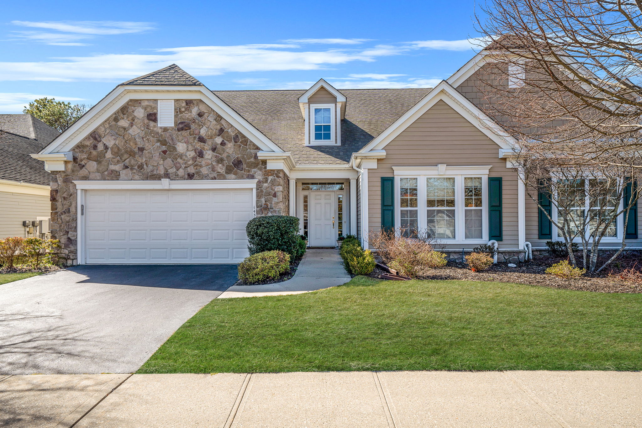 143 Scott Drive W,Westhampton, NY, 11977 