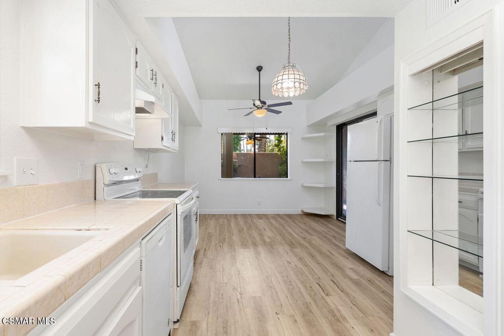 Palm Springs, California, 92264, United States, 3 Bedrooms Bedrooms, ,2 BathroomsBathrooms,Residential,For Sale,1784422