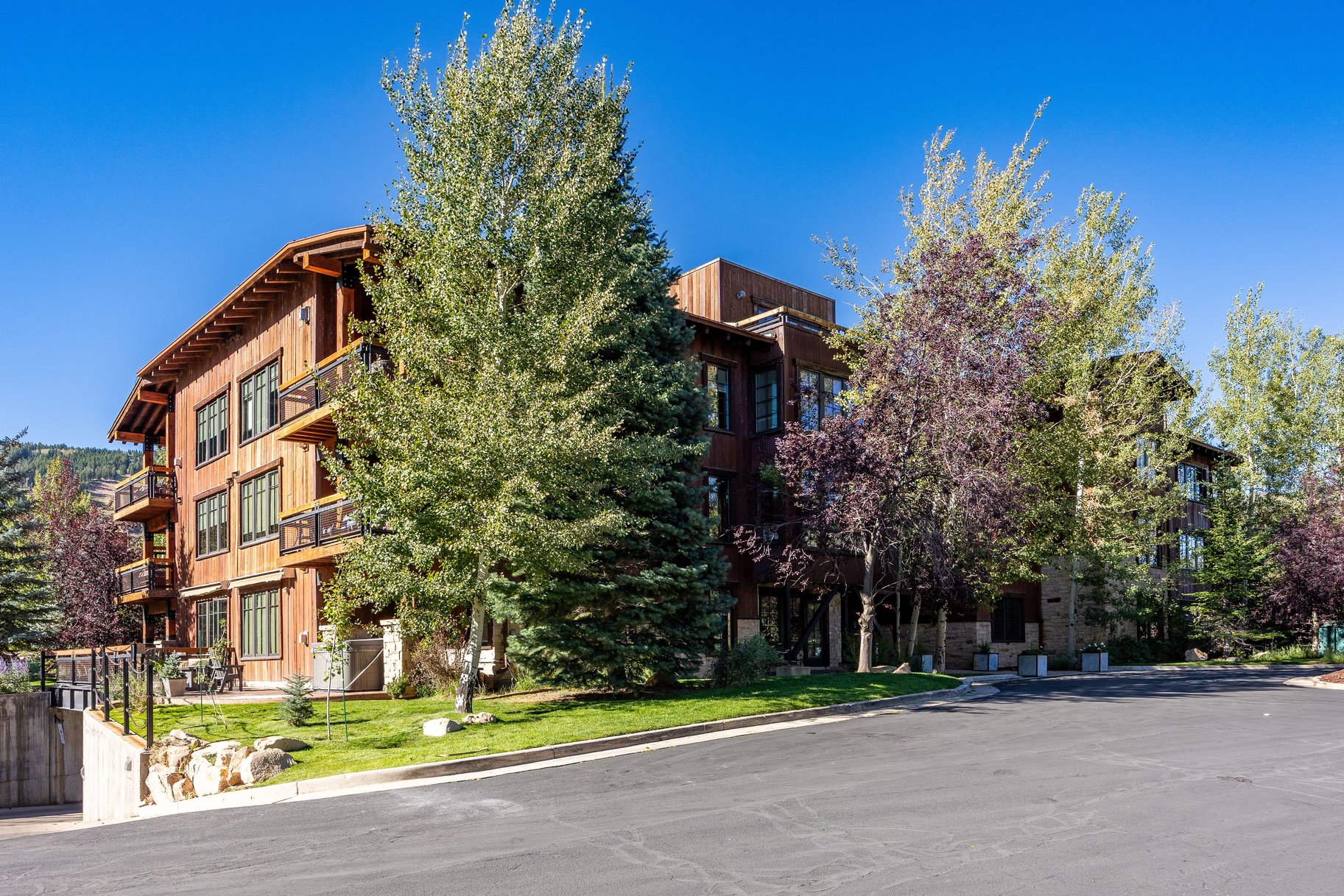  High-touch, 3Bd/4Ba Condotel In Deer Valley Resort