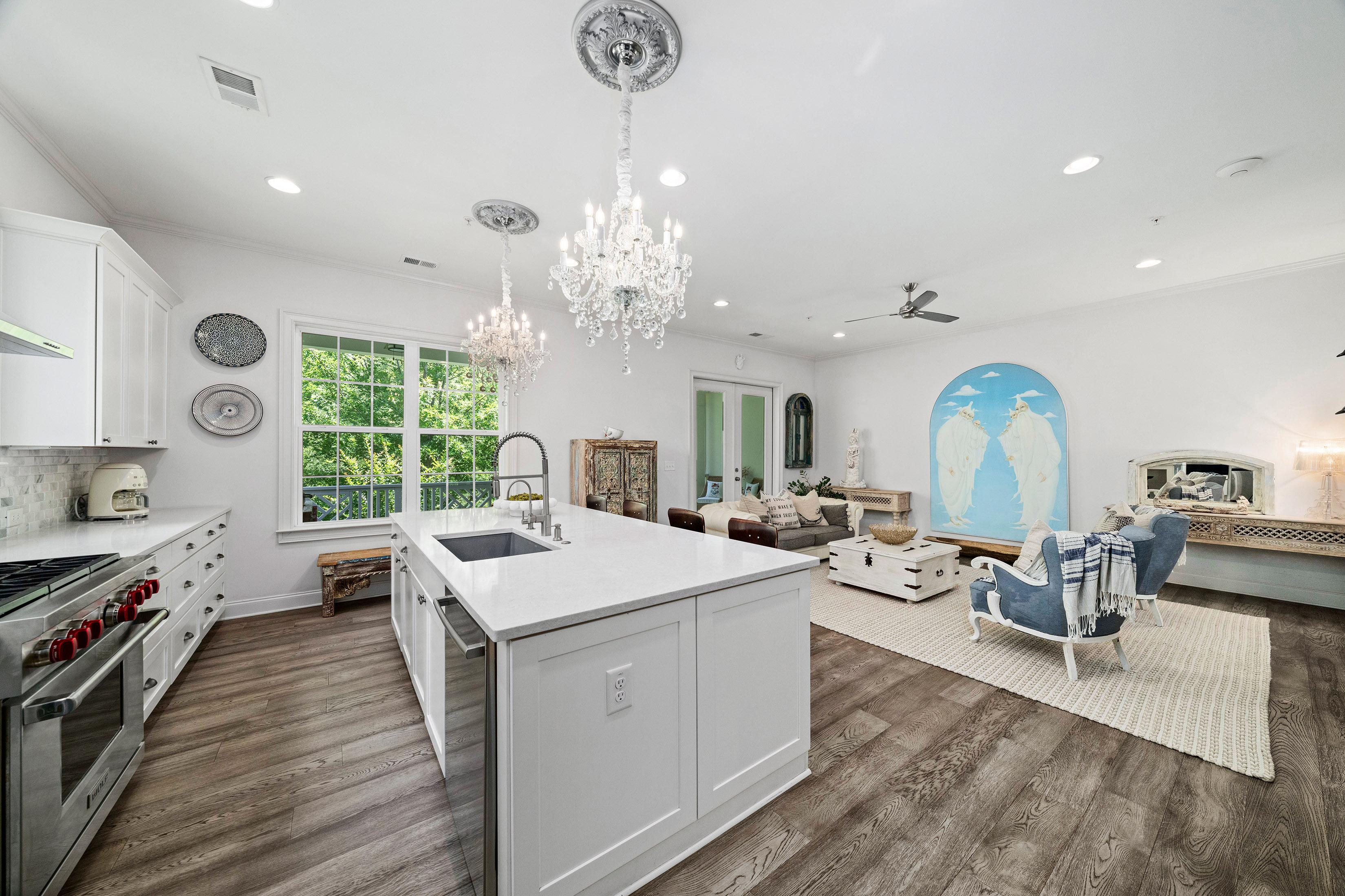  Ideally Positioned in Midwick, One of Alpharetta