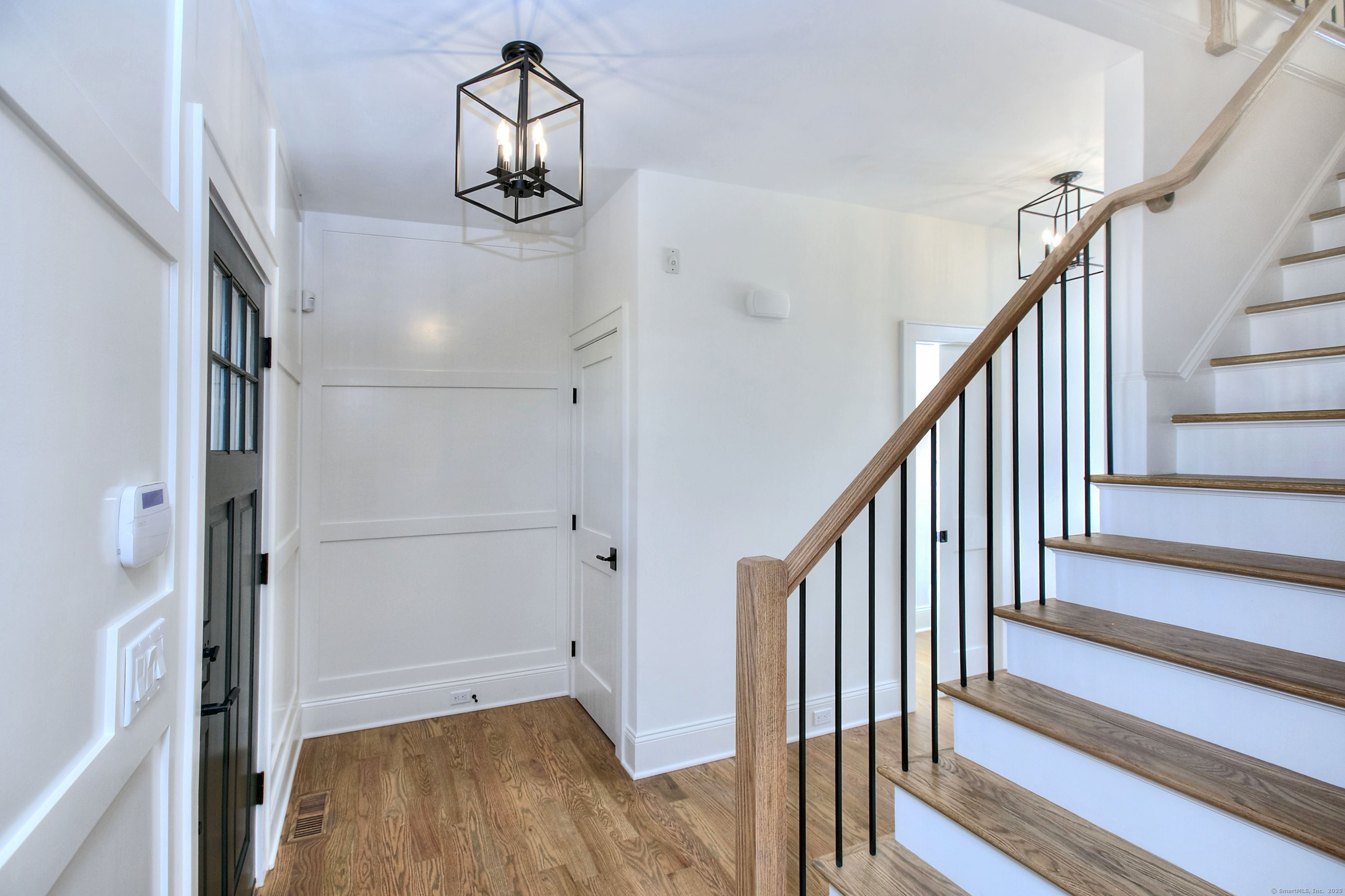 Fairfield, Connecticut, 06824, United States, 5 Bedrooms Bedrooms, ,5 BathroomsBathrooms,Residential,For Sale,1987495