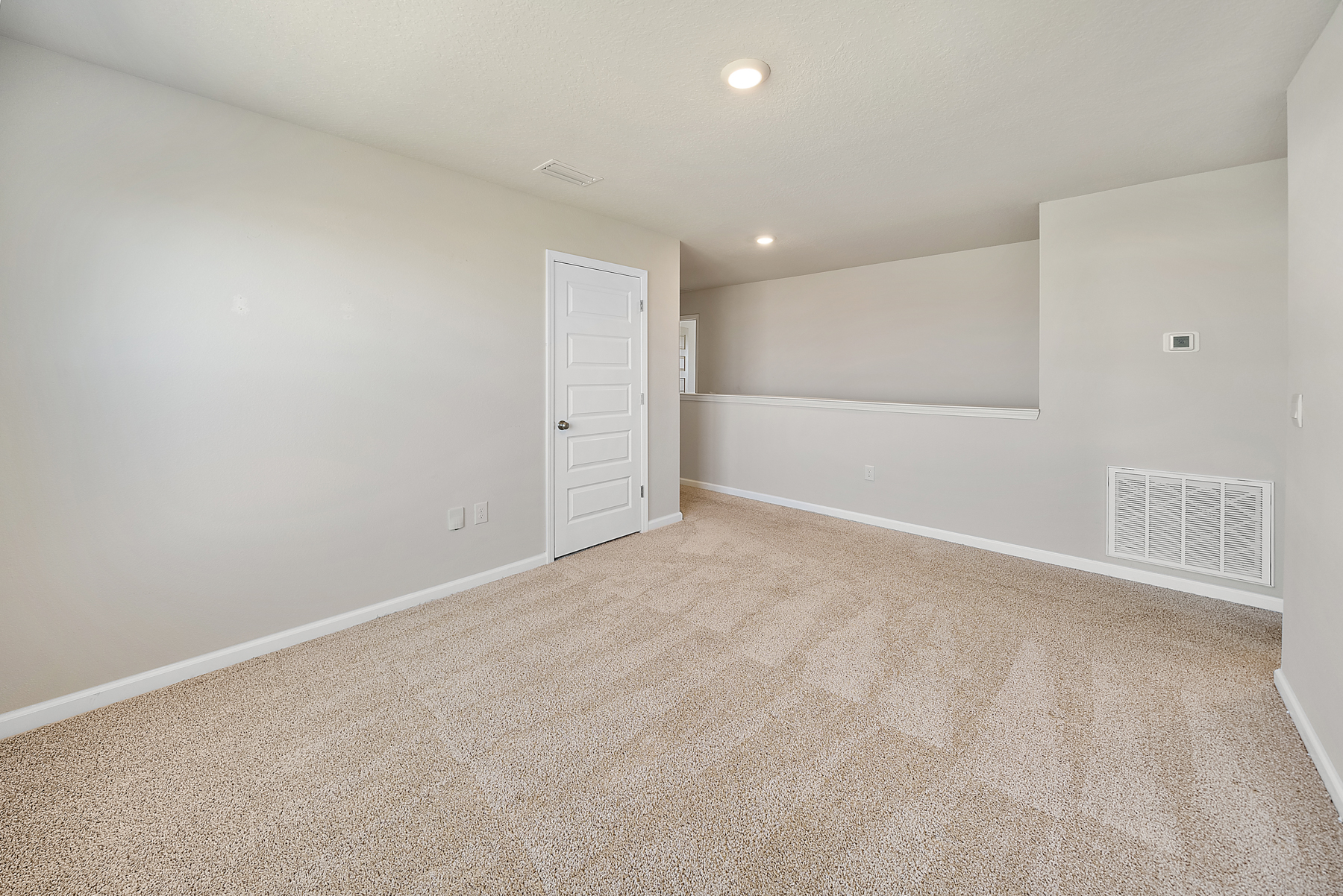  Thoughtfully Designed Residence With Fenced Backyard Near Tyndall AFB - 物件實景
