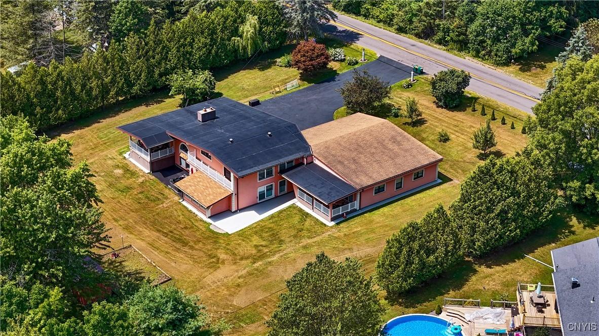 Deerfield, New York, 13502, United States, 6 Bedrooms Bedrooms, ,4 BathroomsBathrooms,Residential,For Sale,1971658