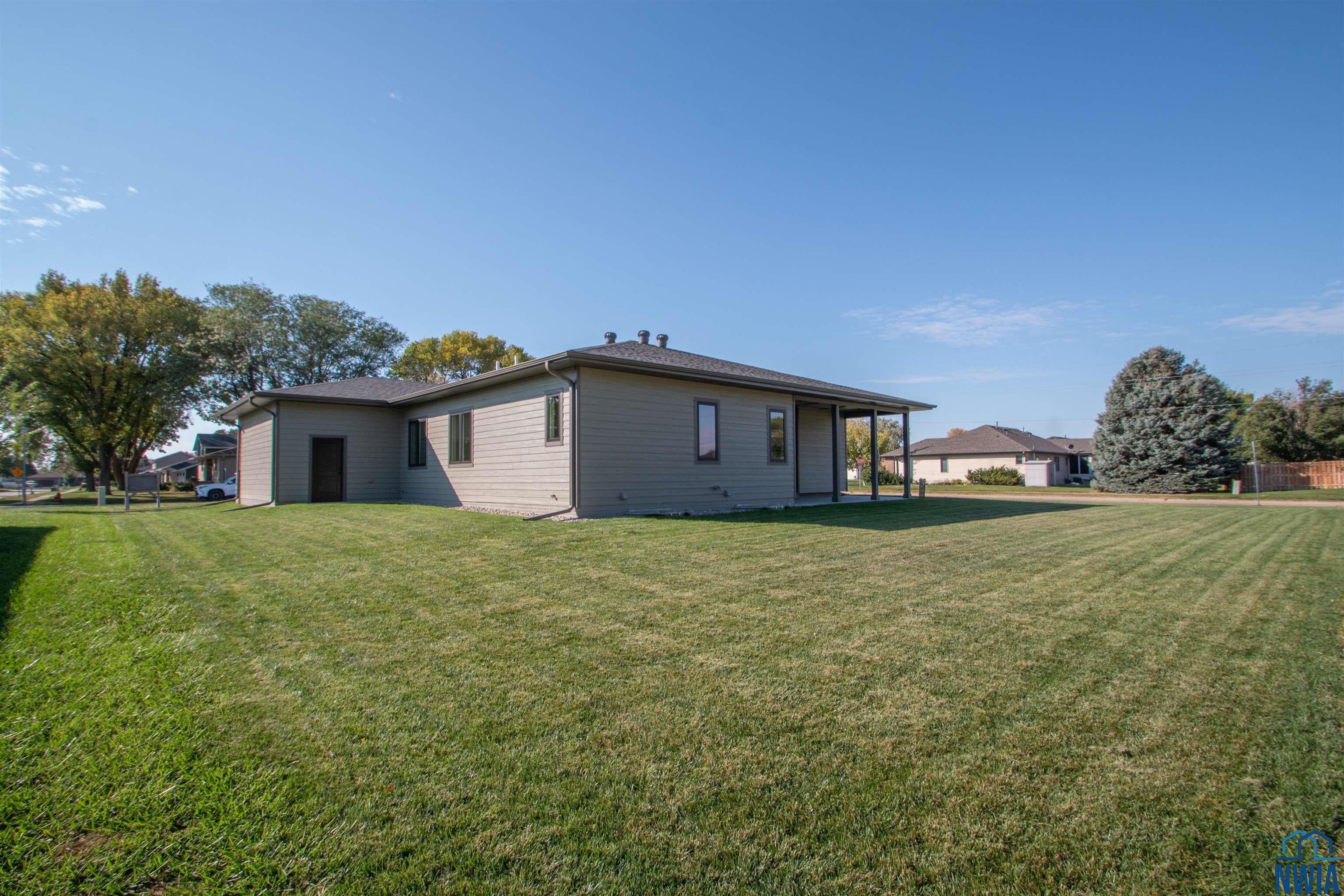 Sergeant Bluff, Iowa, 51054, United States, 5 Bedrooms Bedrooms, ,3 BathroomsBathrooms,Residential,For Sale,1994192