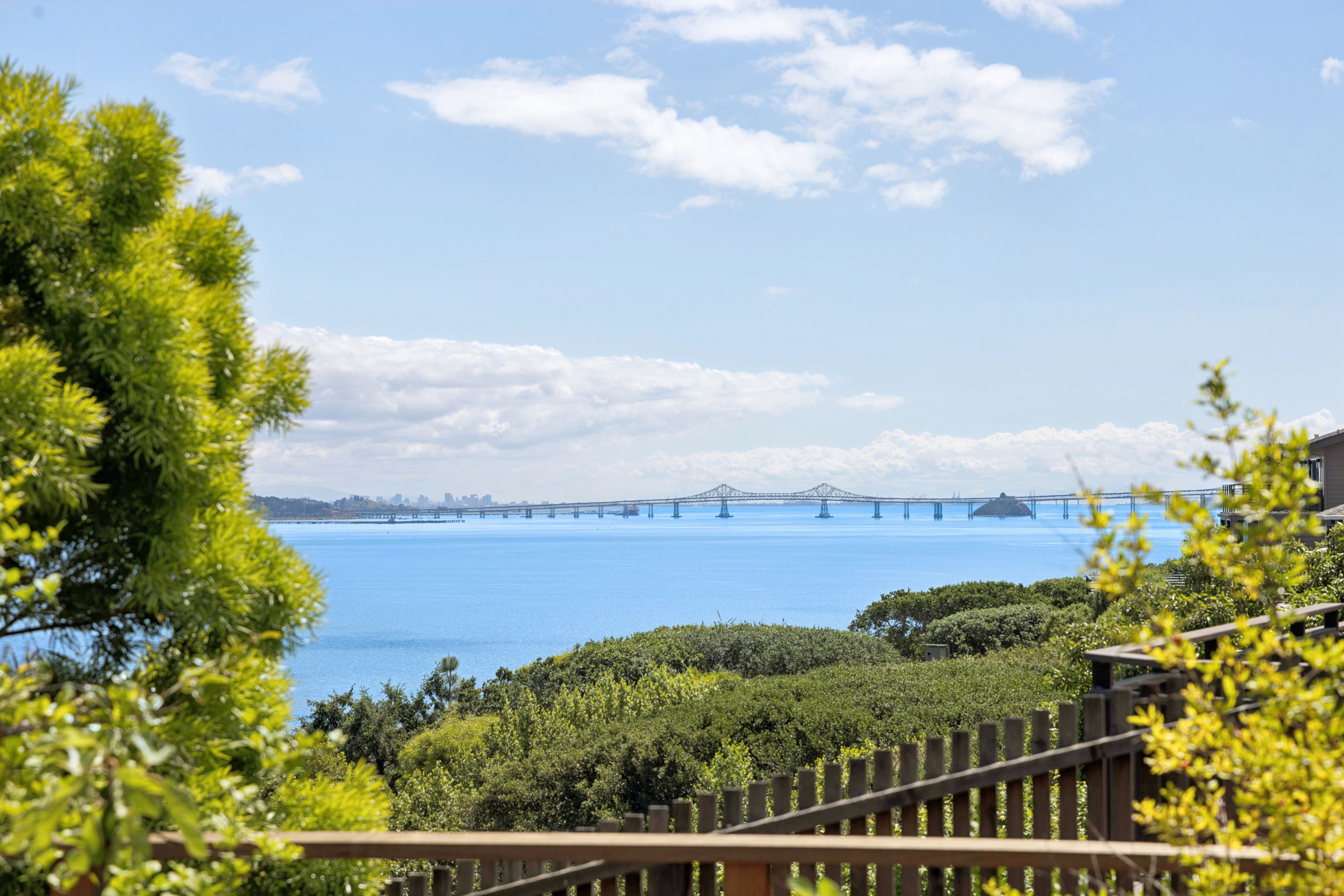  Peacock Gap View Home - 物件實景