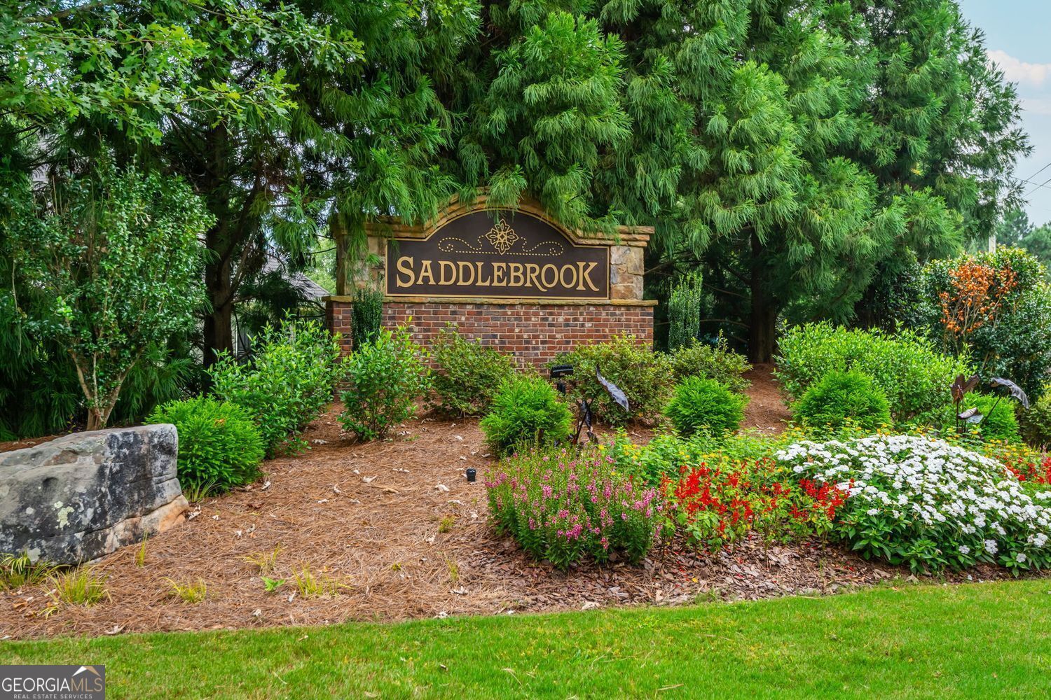 Cumming, Georgia, 30041, United States, 5 Bedrooms Bedrooms, ,3 BathroomsBathrooms,Residential,For Sale,1920285