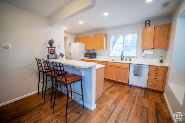 Sandy, Utah, 84070, United States, 3 Bedrooms Bedrooms, ,3 BathroomsBathrooms,Residential,For Sale,1975525