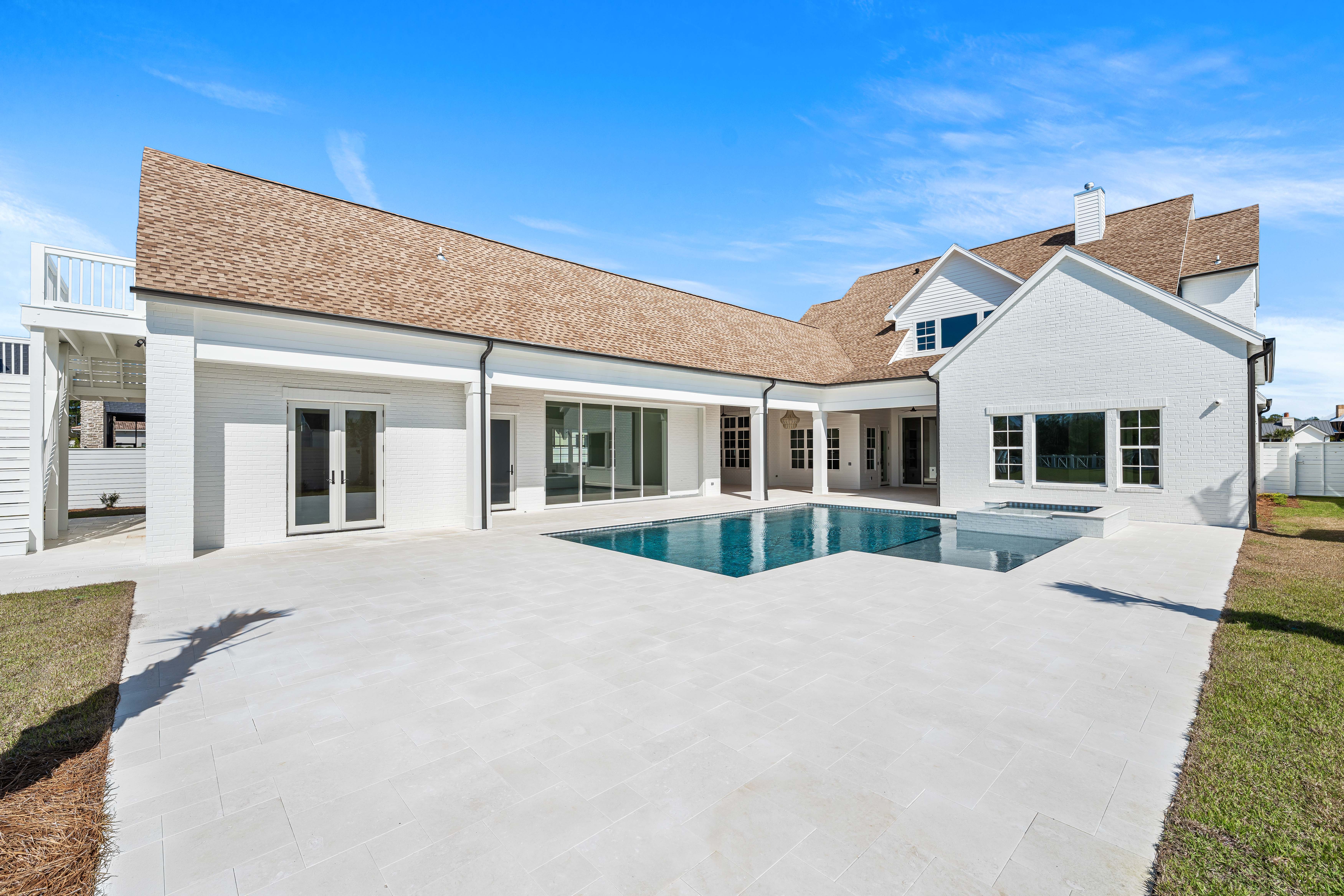  Magnificent Half-Acre Estate With Outdoor Oasis and Casita - 物件實景