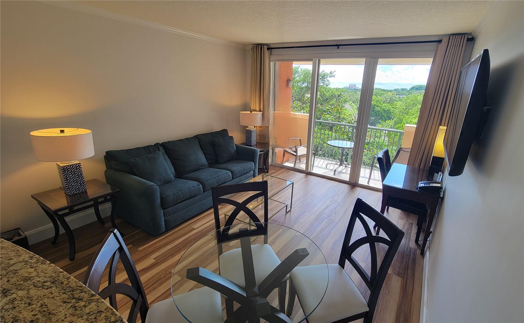 Miami, Florida, 33133, United States, 1 Bedroom Bedrooms, ,1 BathroomBathrooms,Residential,For Sale,1985715